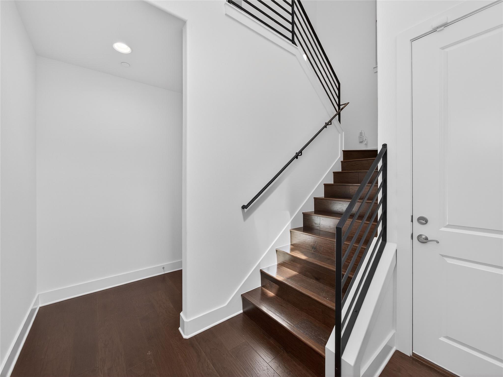 8200 Southwest PKWY #321 — photo 5