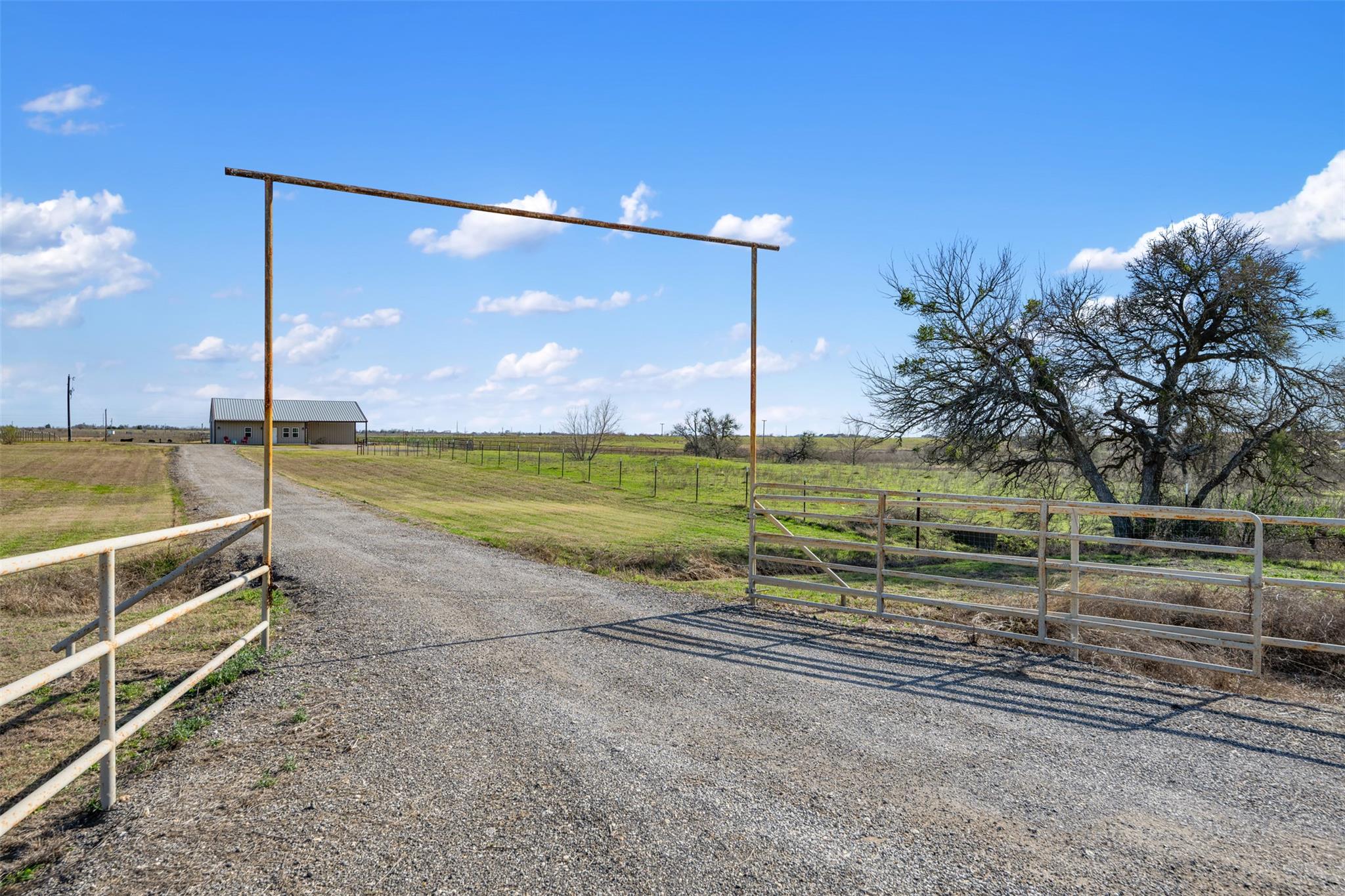 700 County Road 466 — photo 5