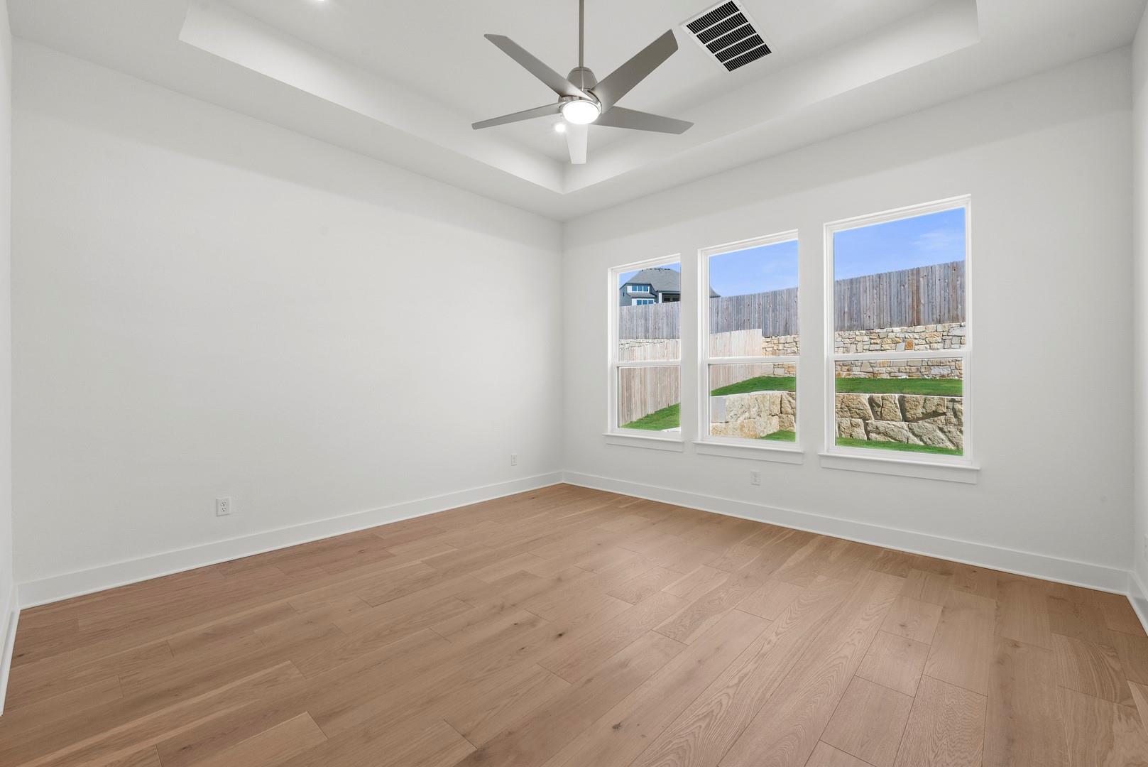 201 Ensberg LN — photo 4