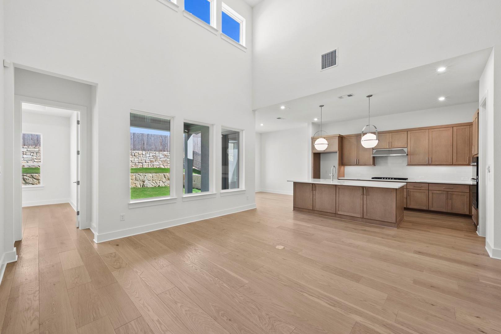 201 Ensberg LN — photo 5
