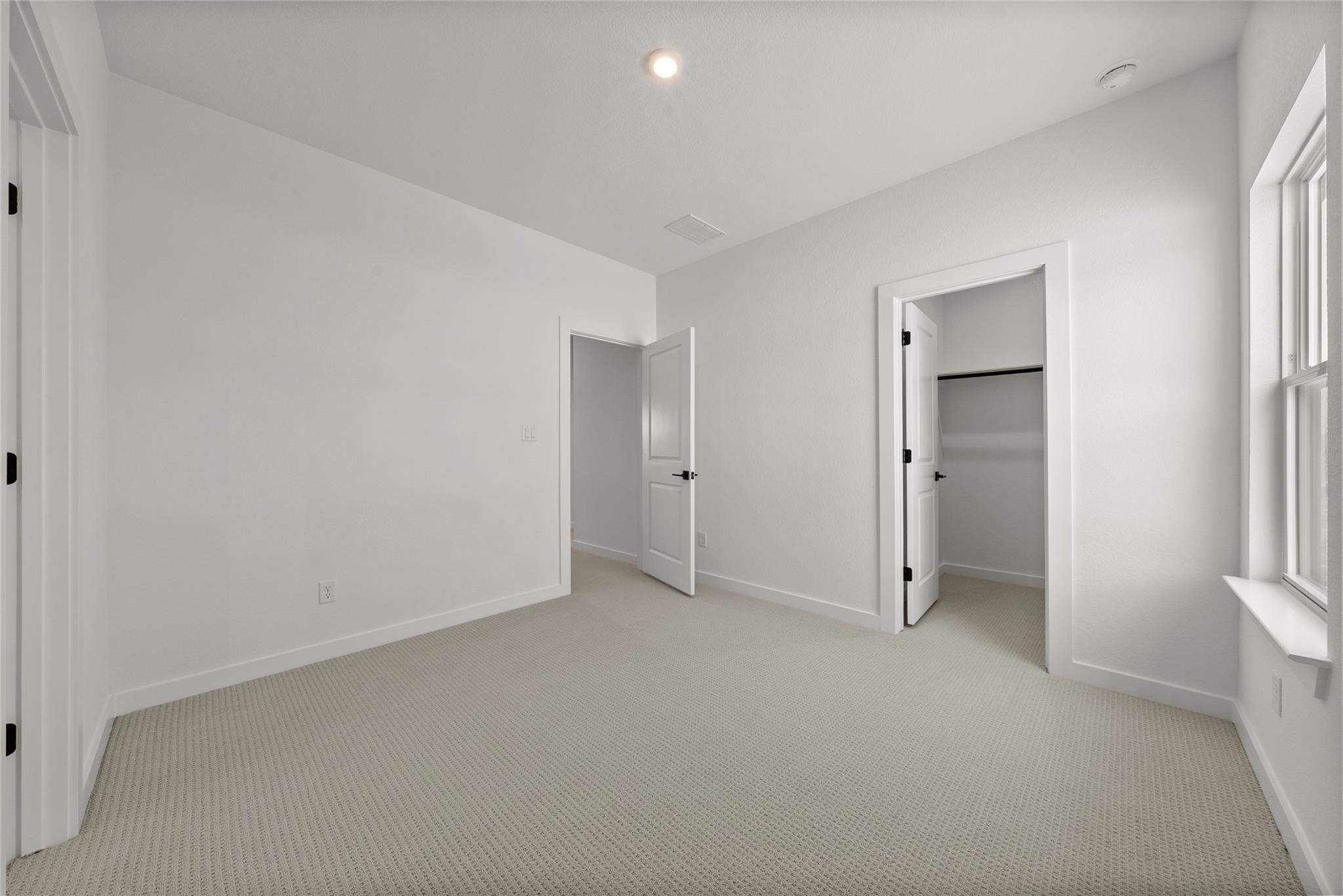 117 Burke ST — photo 5