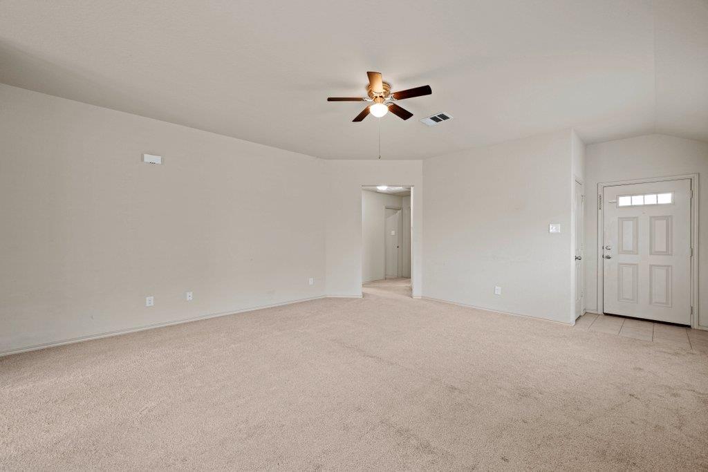 172 Lake GLN — photo 3