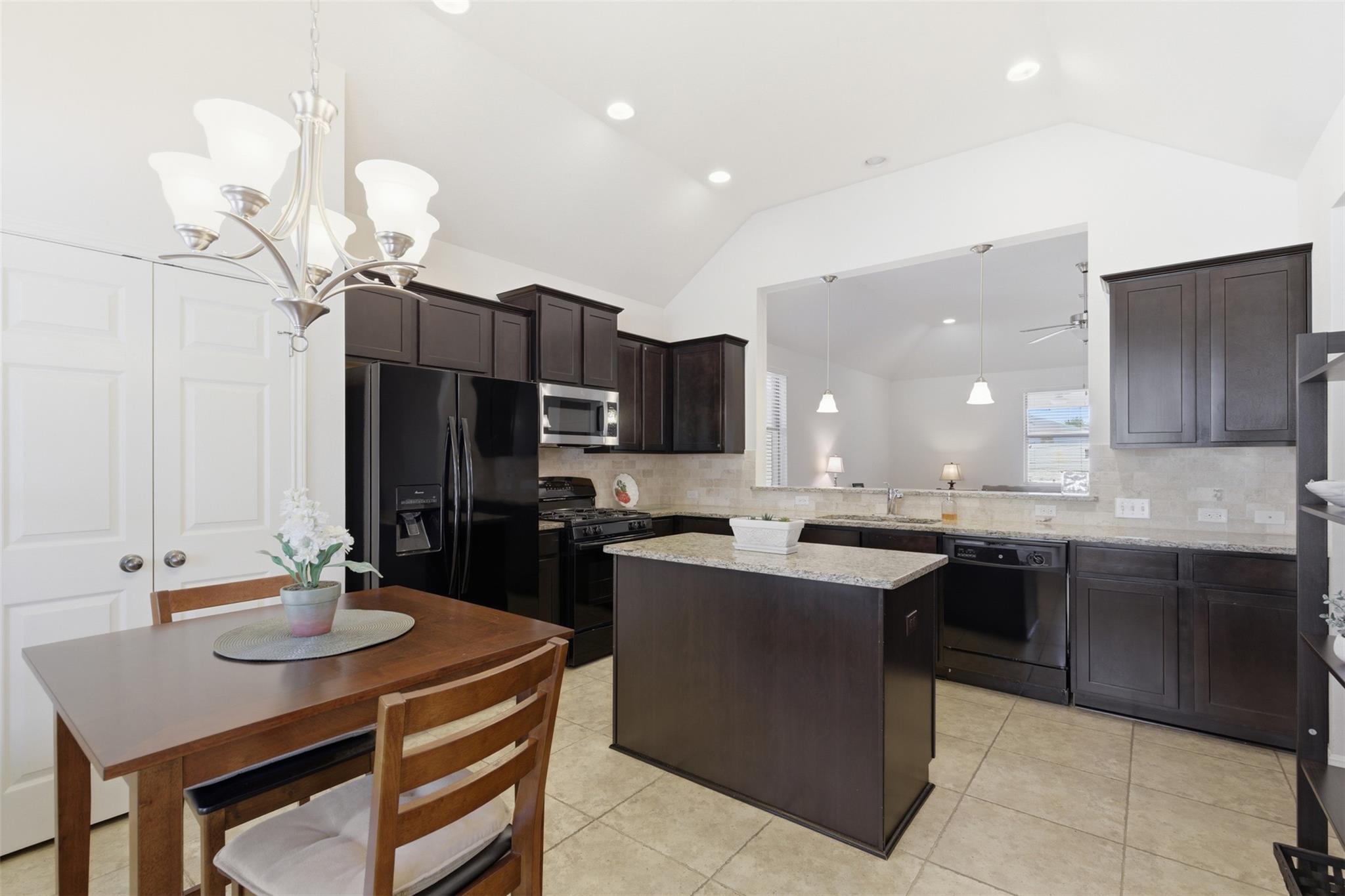 2144 Granite Hill DR — photo 5