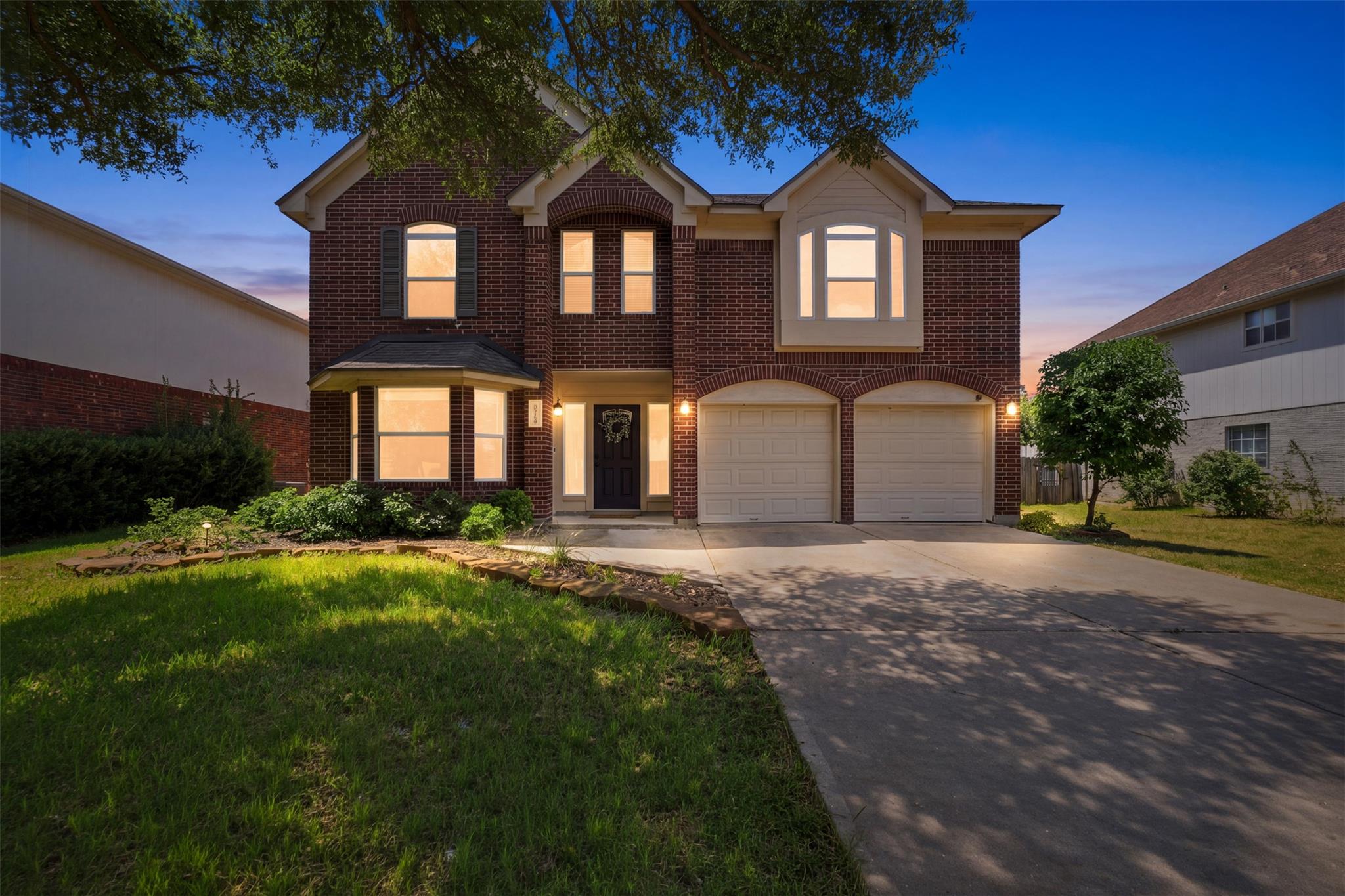 2605 Oakwood Glen DR