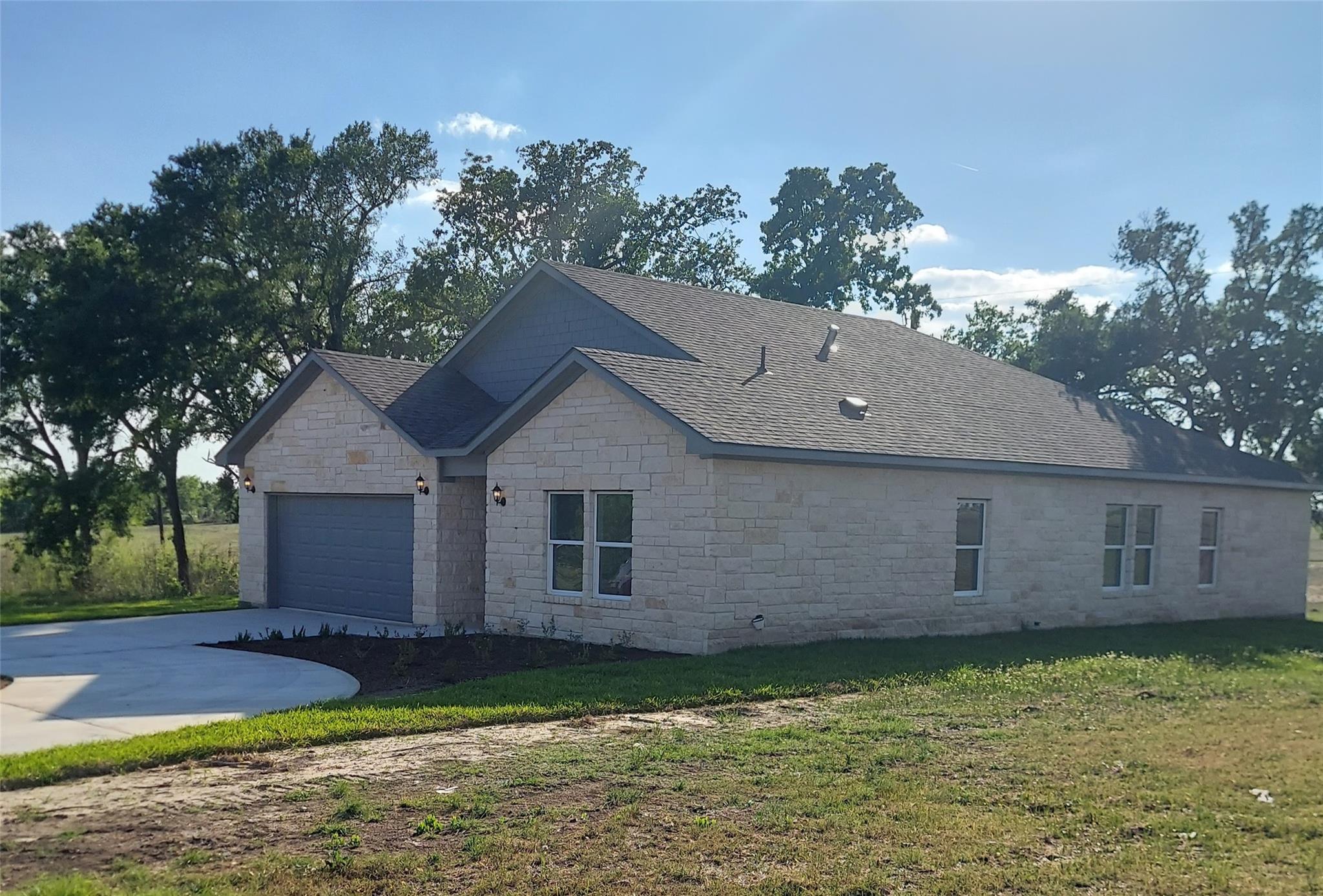 121 Spanish Oak TRL — photo 3