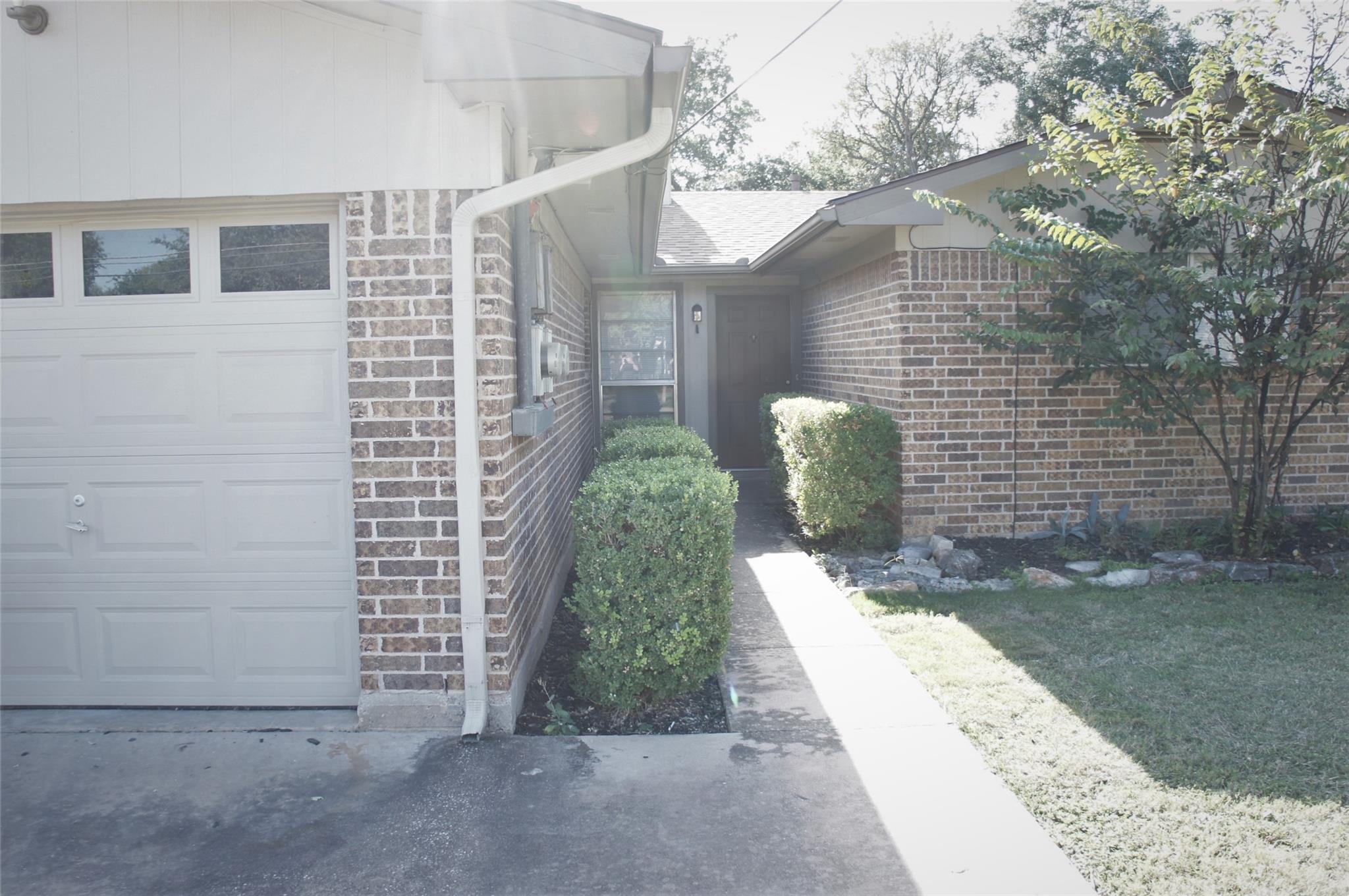 3702 Rocky Hollow TRL #B — photo 5