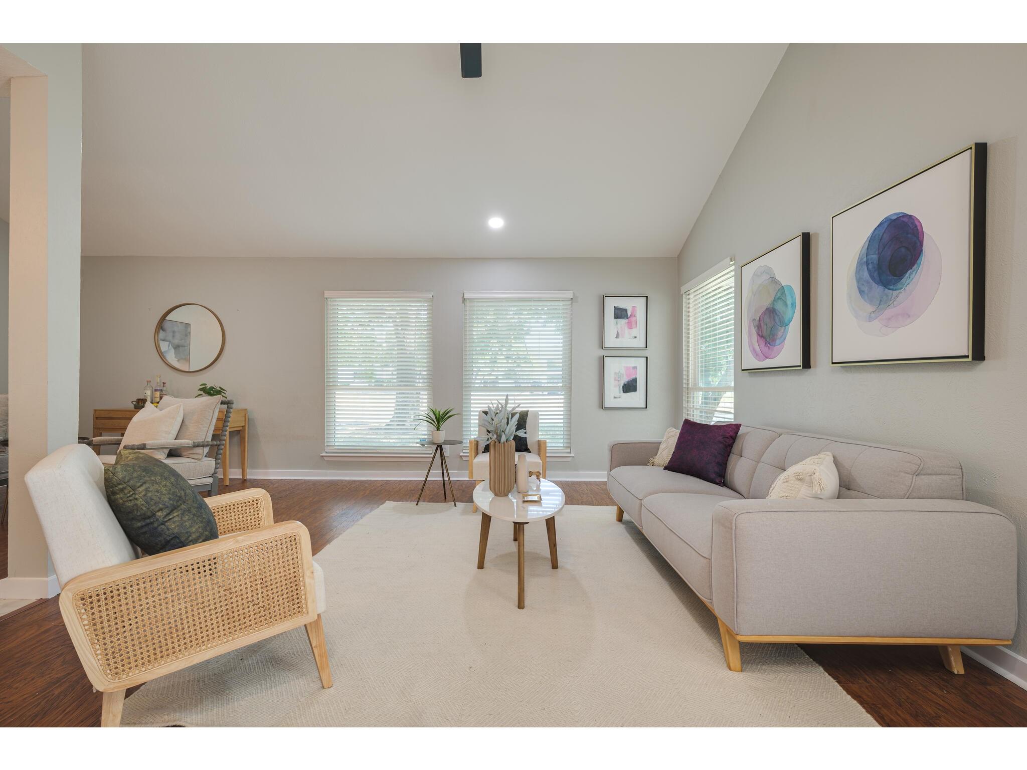 3203 Foster LN — photo 3