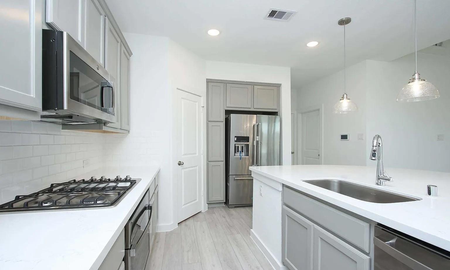 237 Arrowhead Mound RD — photo 3