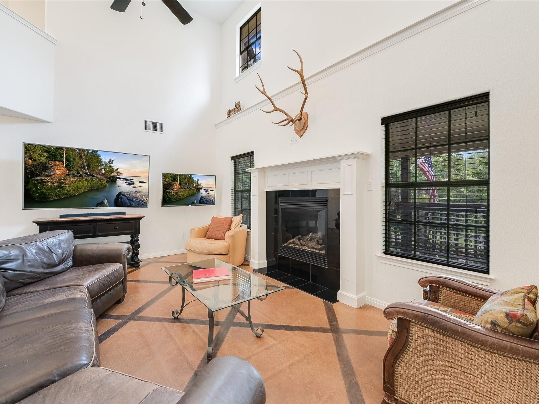 15214 Nightingale LN — photo 3
