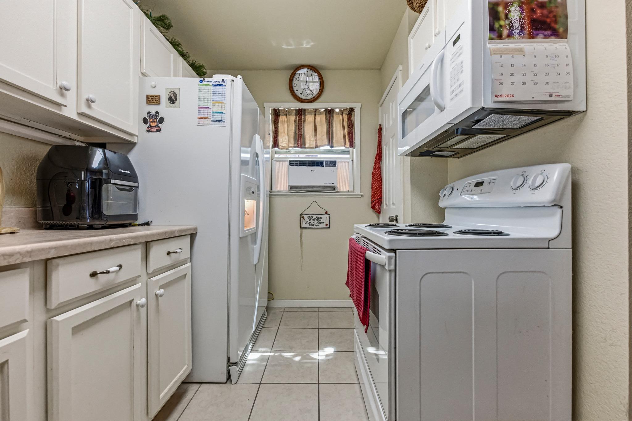600 Misti LN — photo 3
