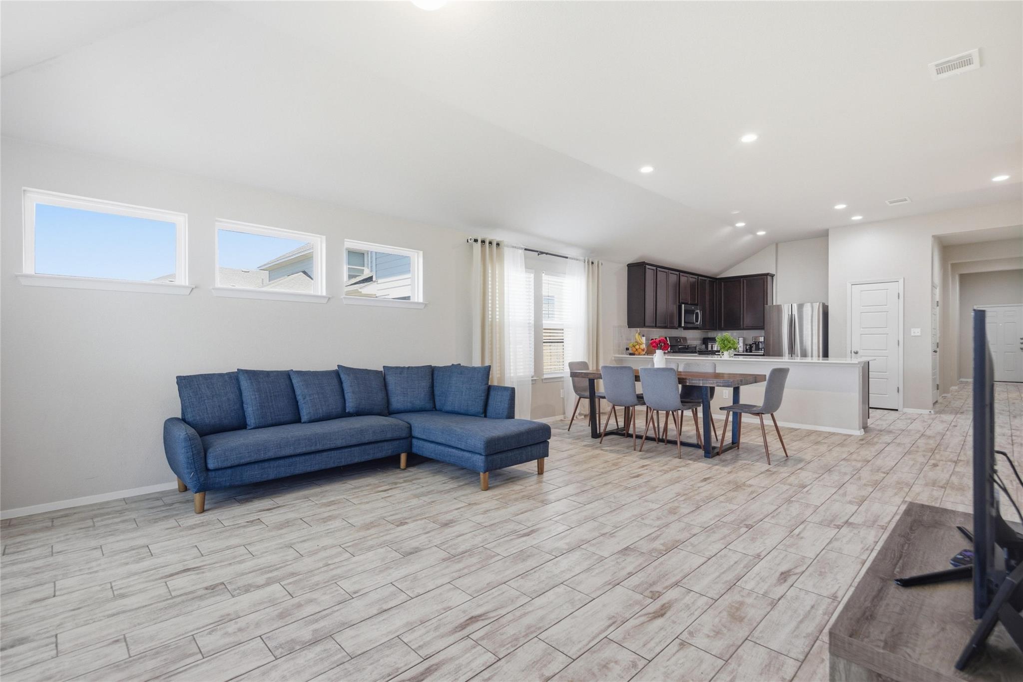 269 Gaida LOOP — photo 4