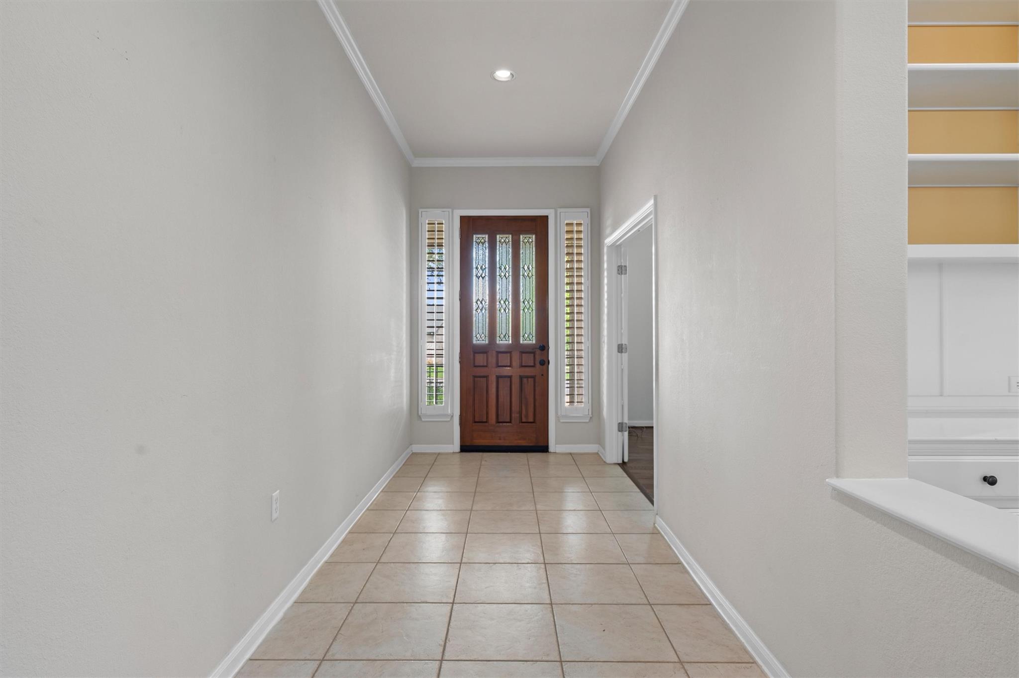 106 Swallowtail CIR — photo 4