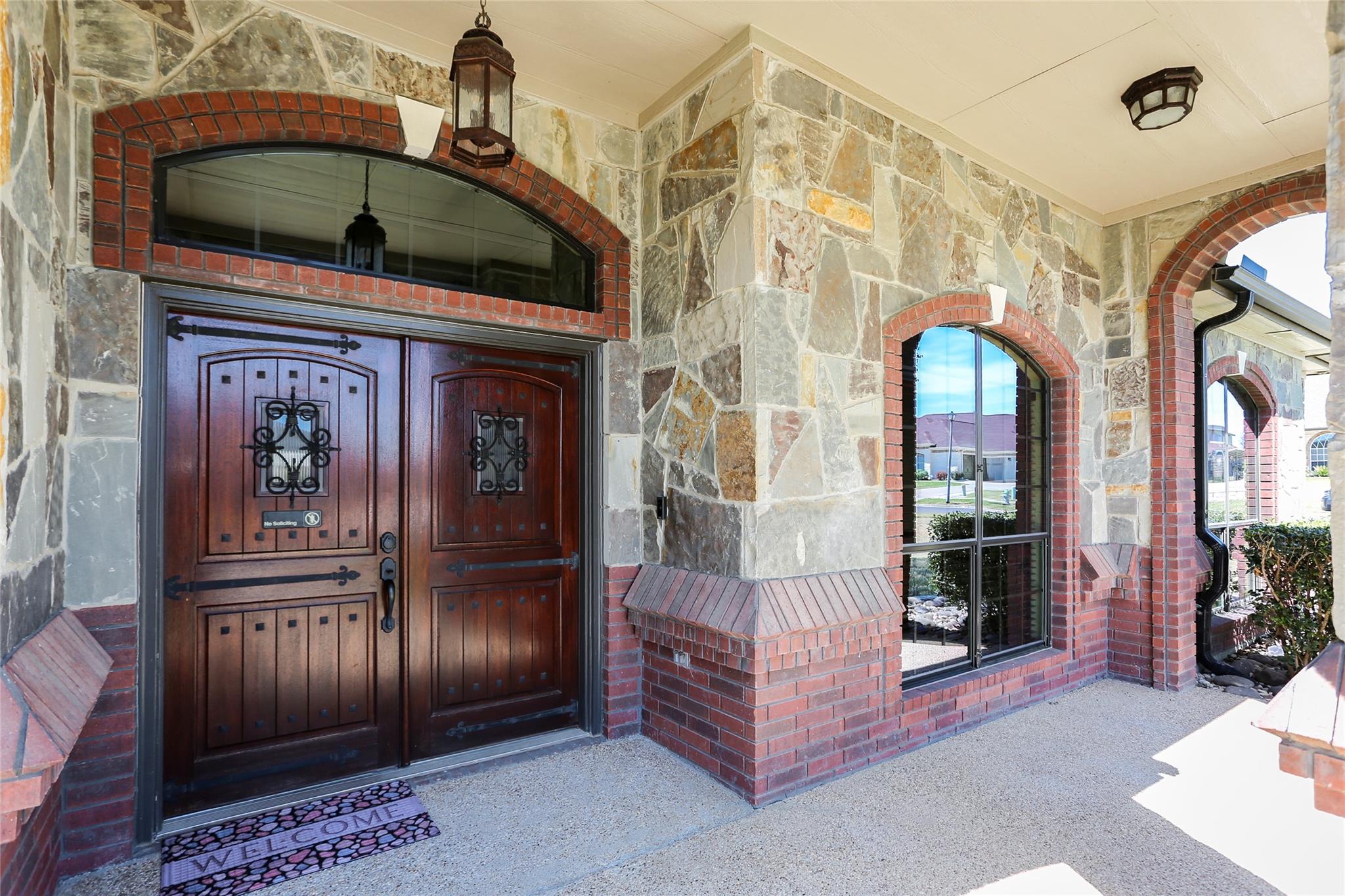 5207 Driftwood CT — photo 4