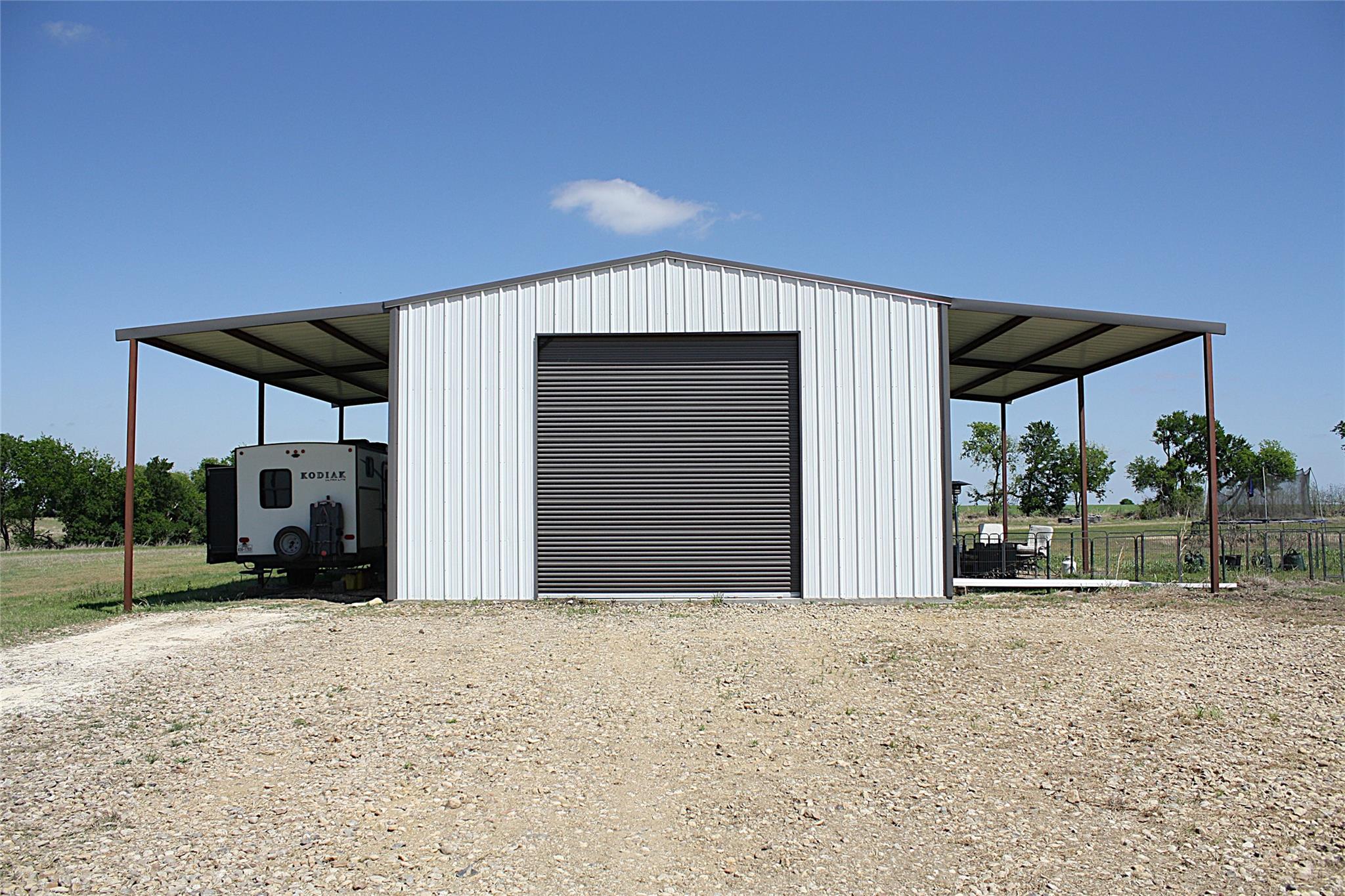 8821 County Road 133 — photo 3