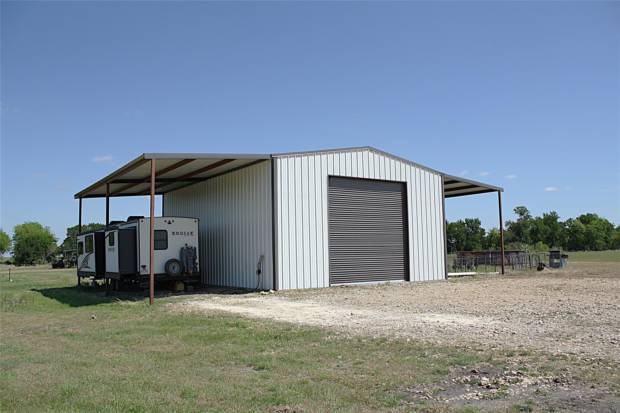 8821 County Road 133 — photo 4