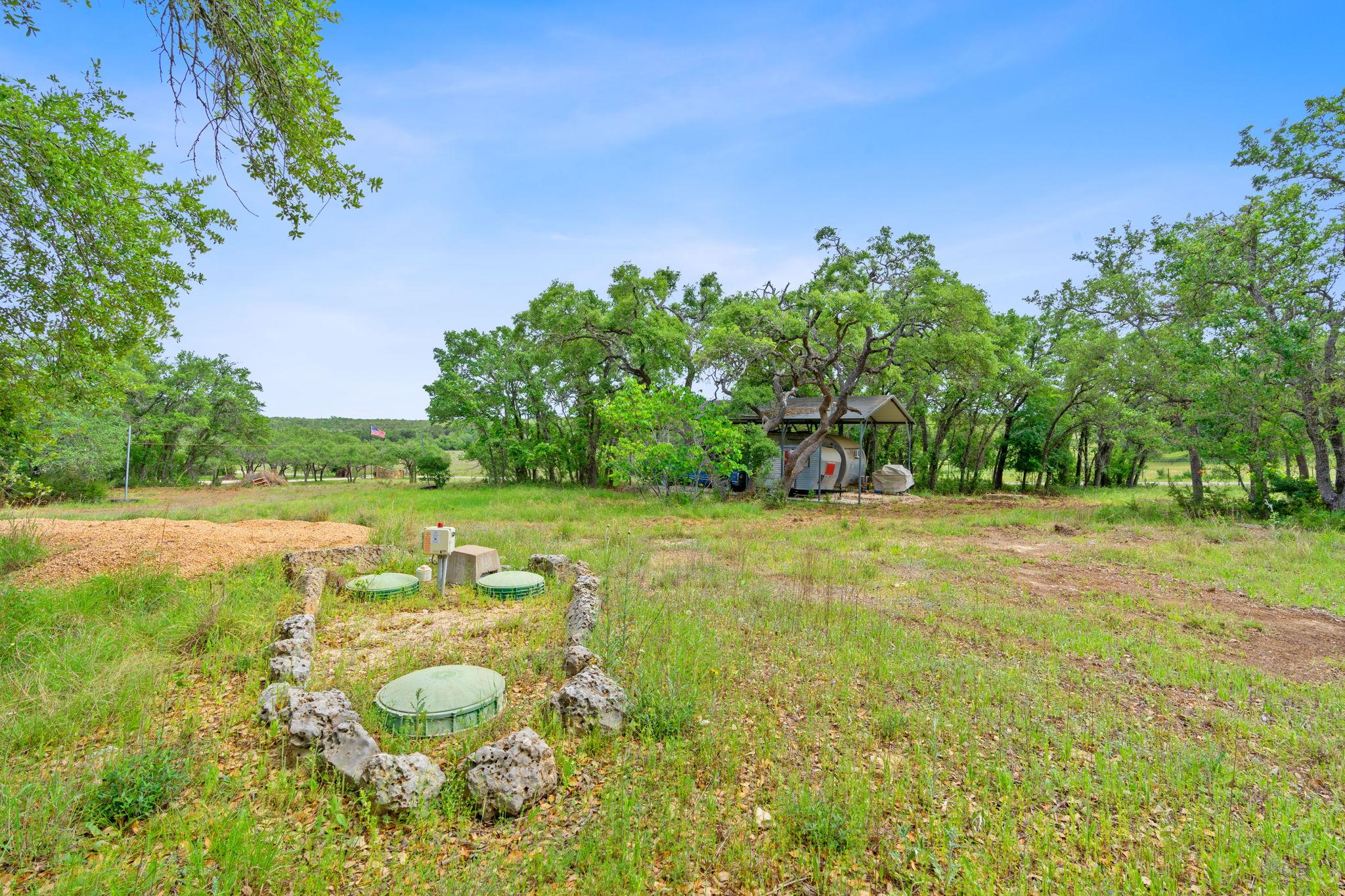 385 Country LN — photo 4