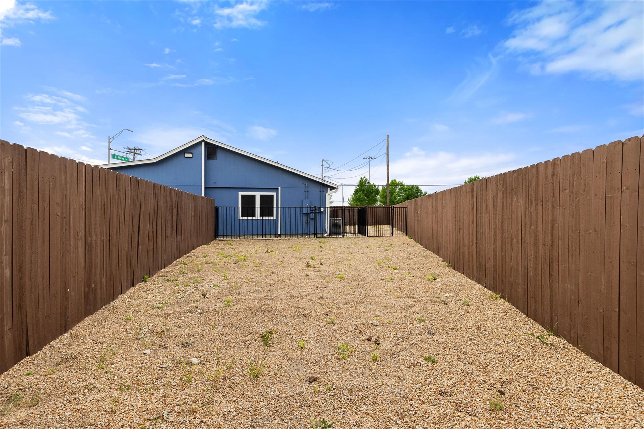 750 Mays ST — photo 5