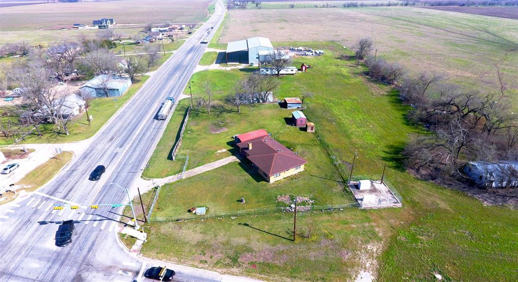 5631 Fm 973 — photo 4
