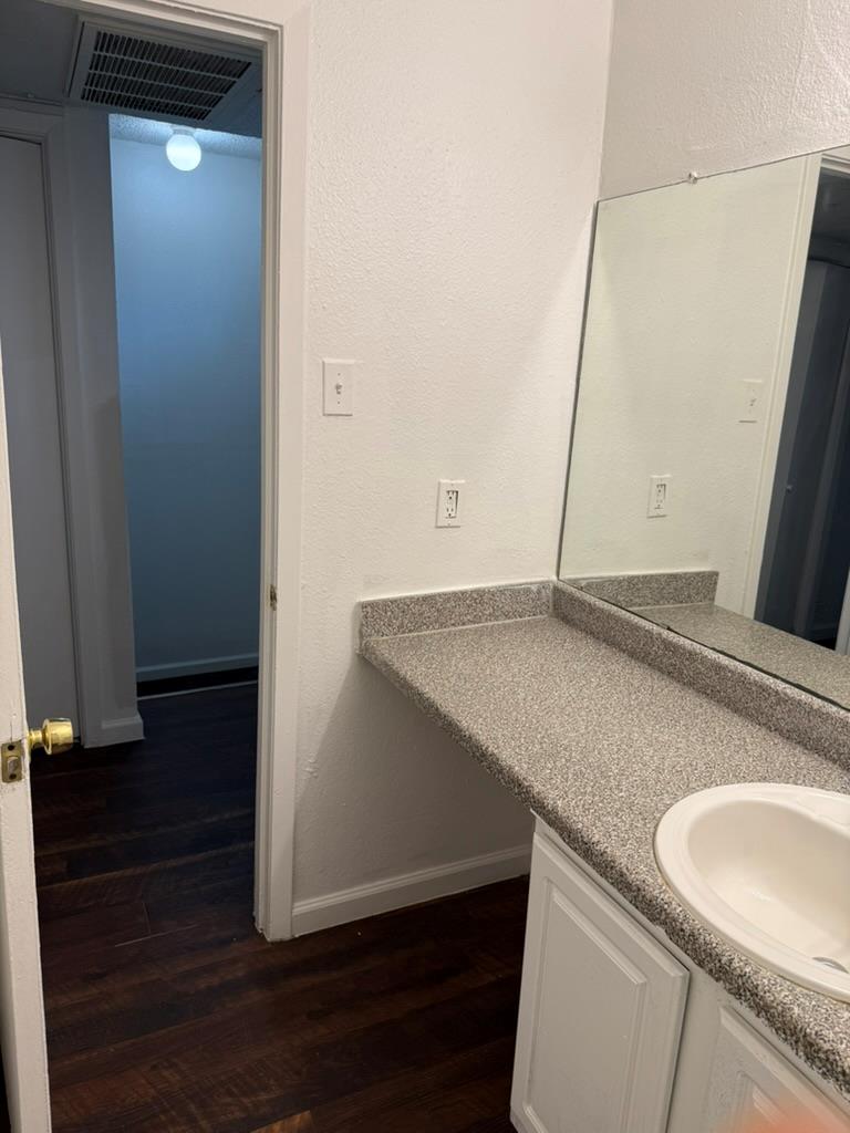 2124 Burton DR #251 — photo 4