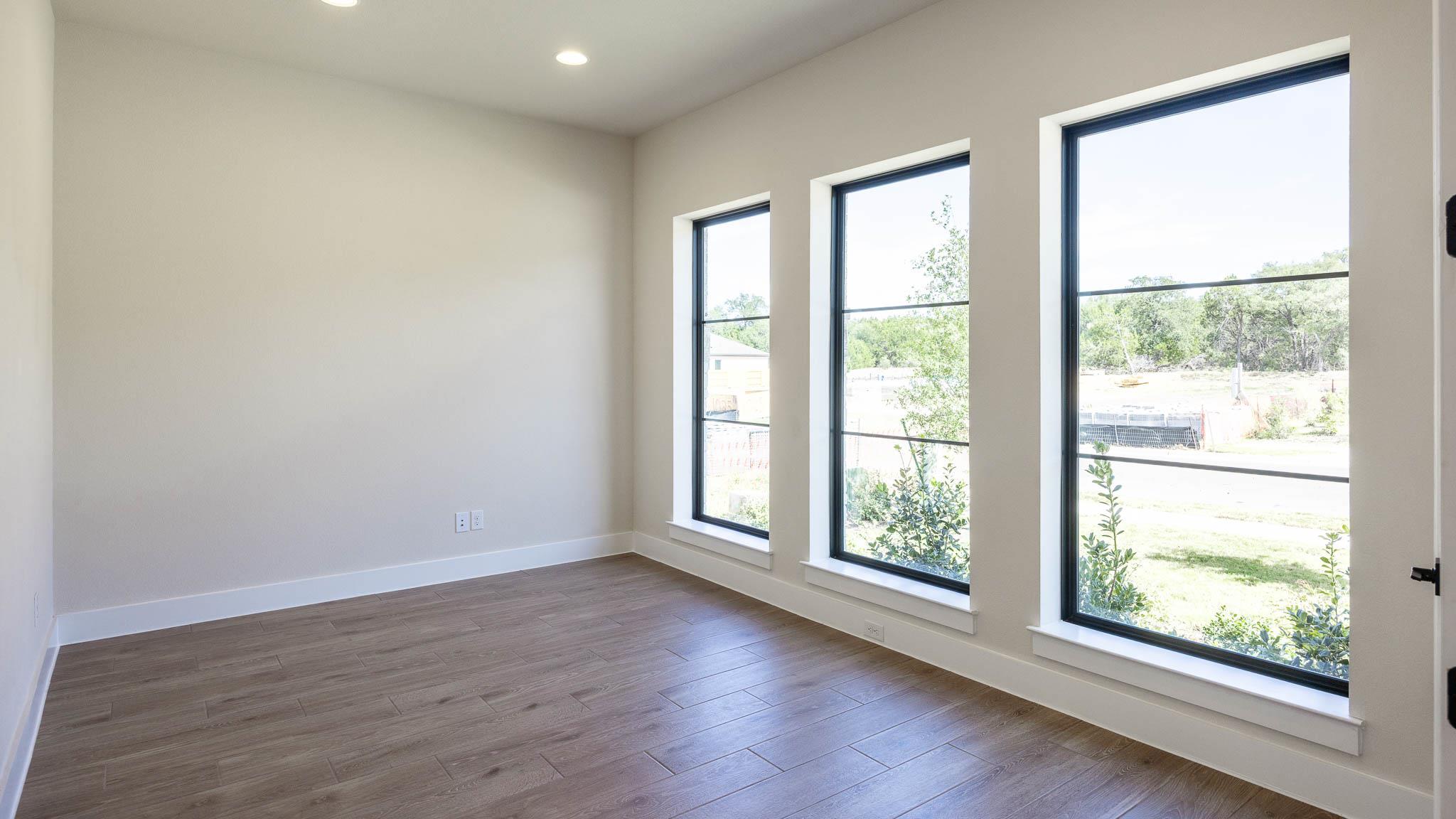 1032 Sunset Hill WAY — photo 3