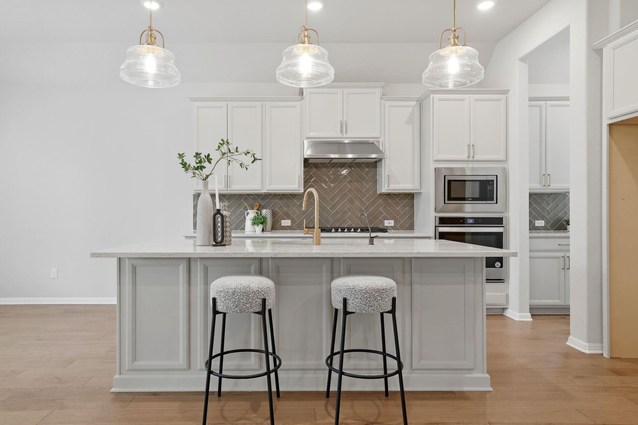 7609 Paruline DR — photo 3