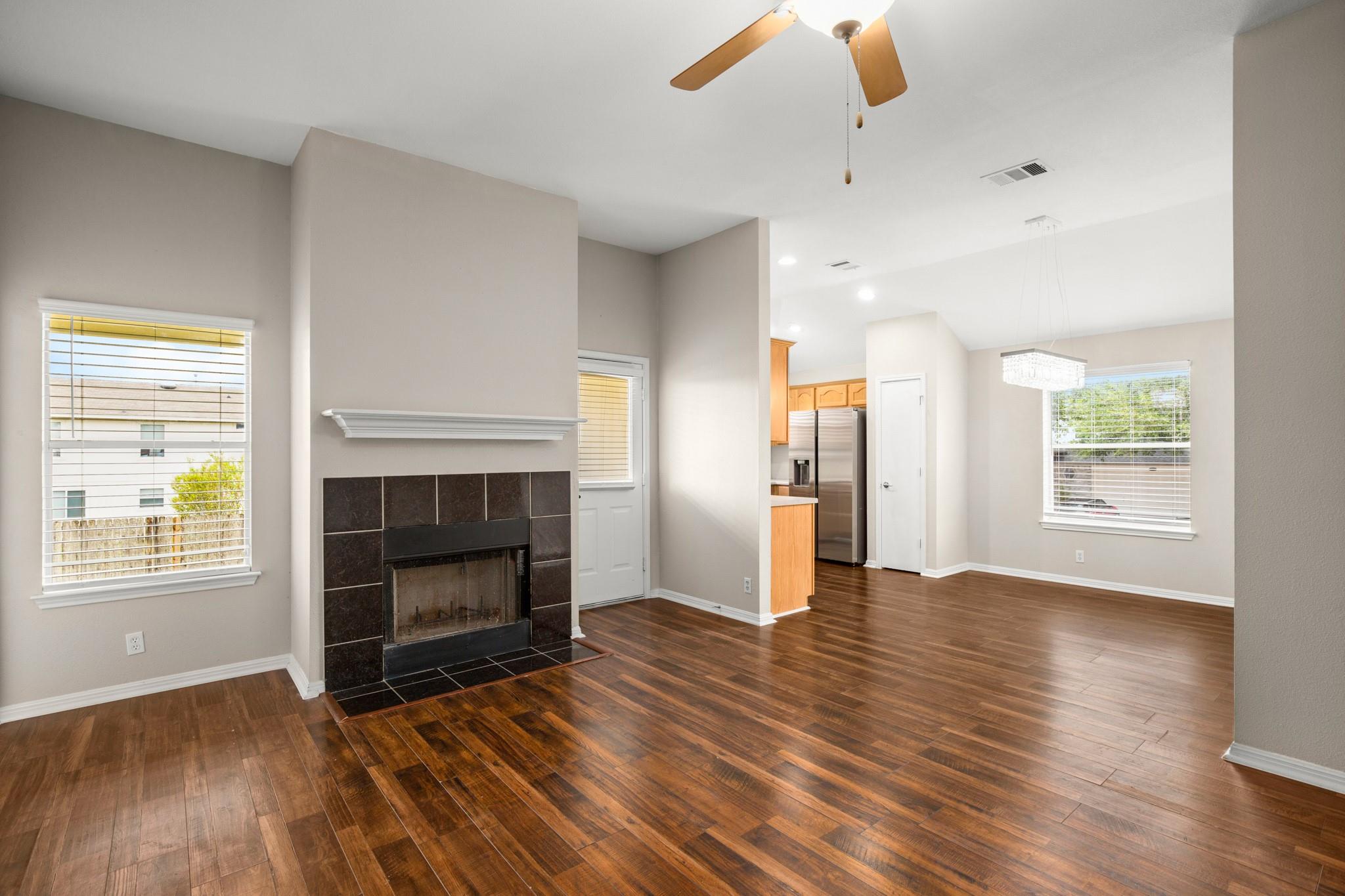 14901 Nuttall DR — photo 5