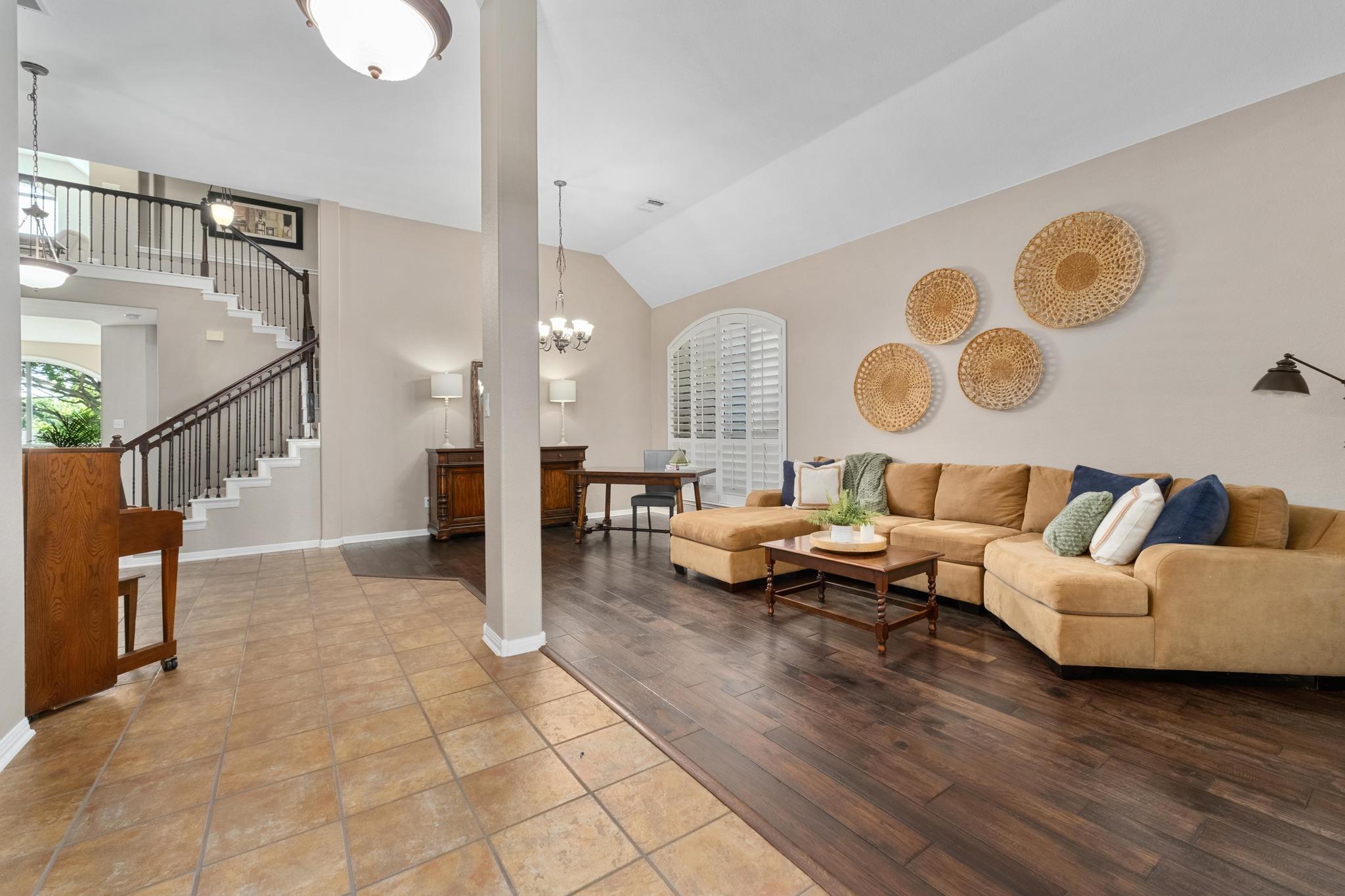 2705 Wolkin CV — photo 5
