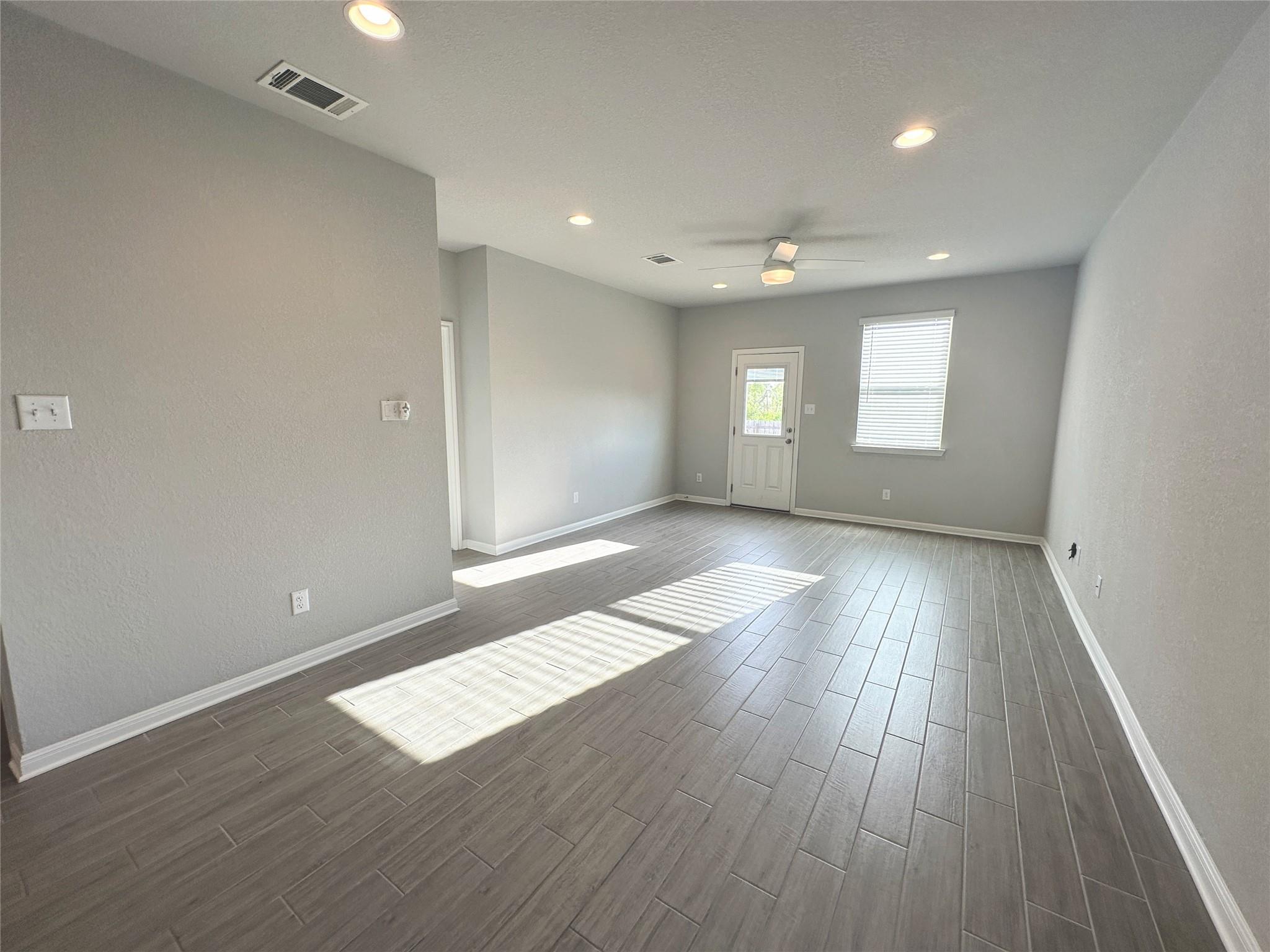 243 Kellys Heroes WAY — photo 5