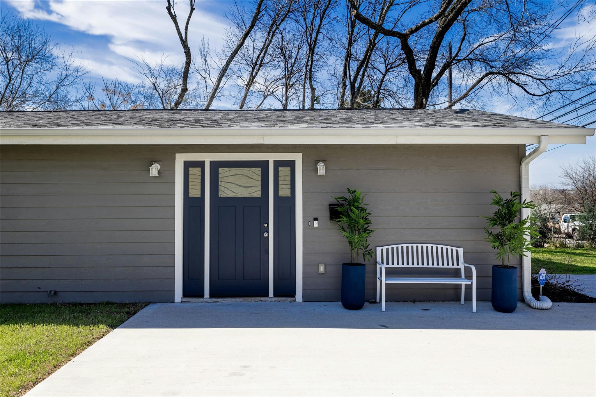 5503 Manor RD — photo 3