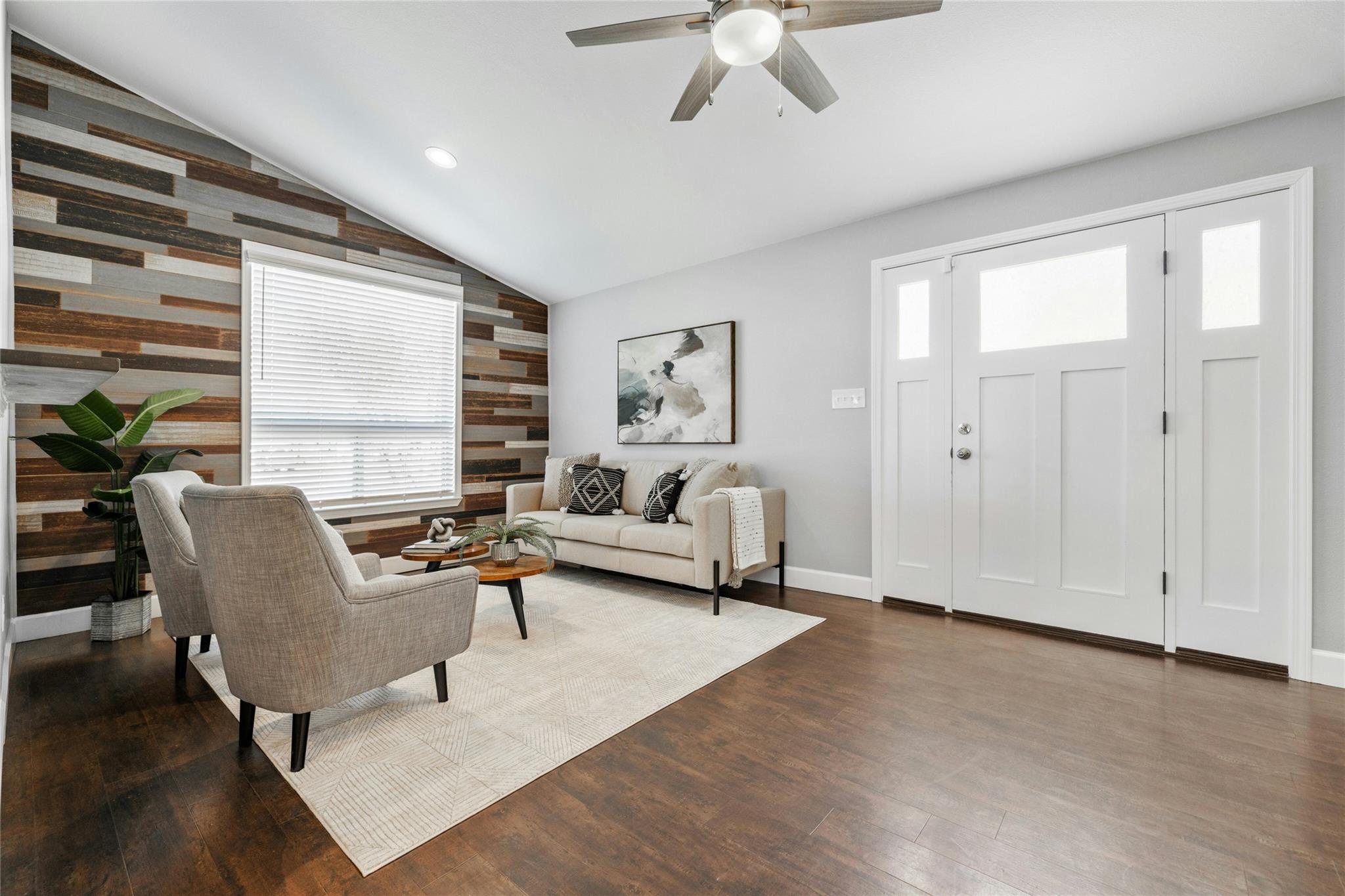 5503 Manor RD — photo 4