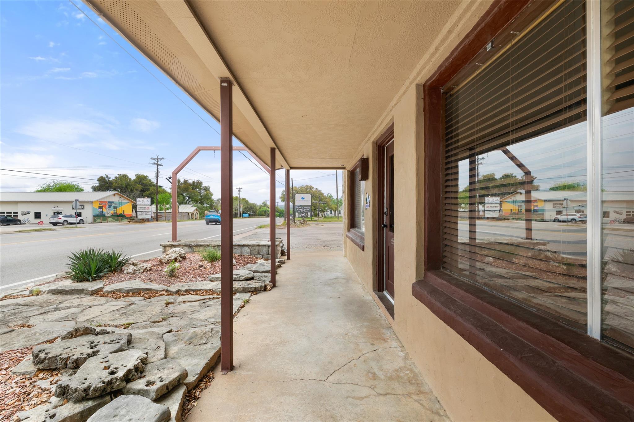 807 Main ST — photo 3