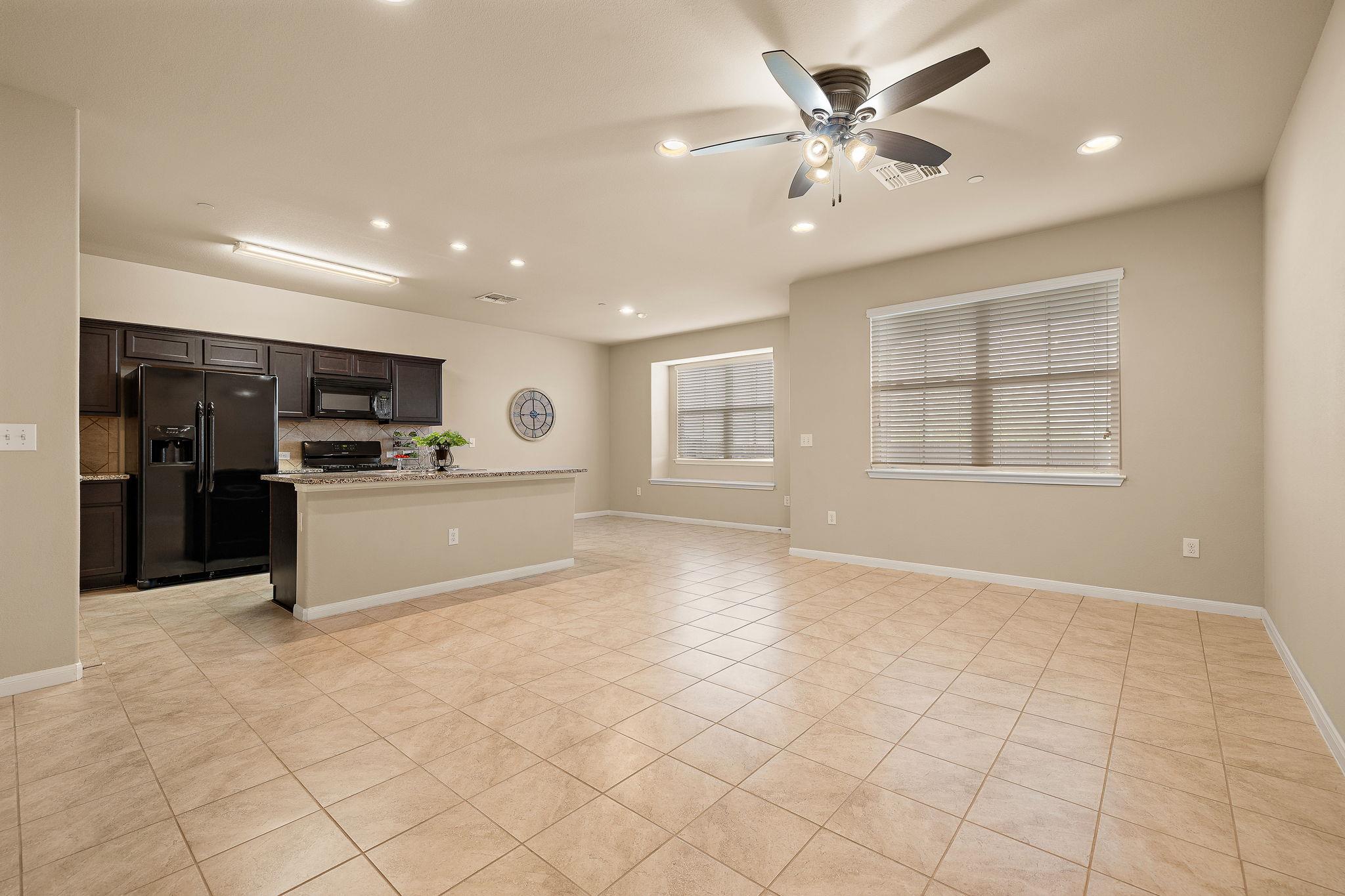 2880 Donnell DR #3402 — photo 4