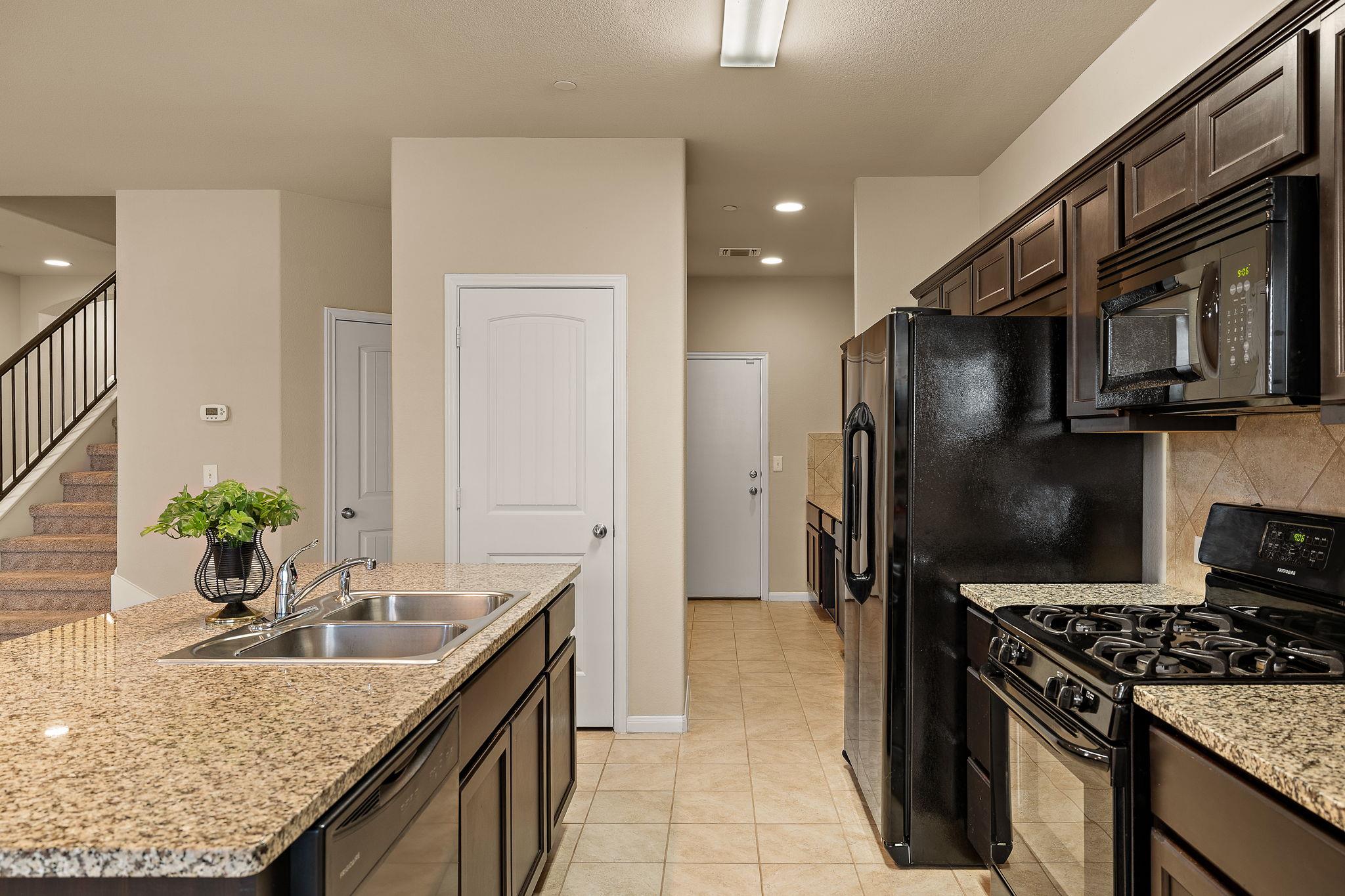 2880 Donnell DR #3402 — photo 5