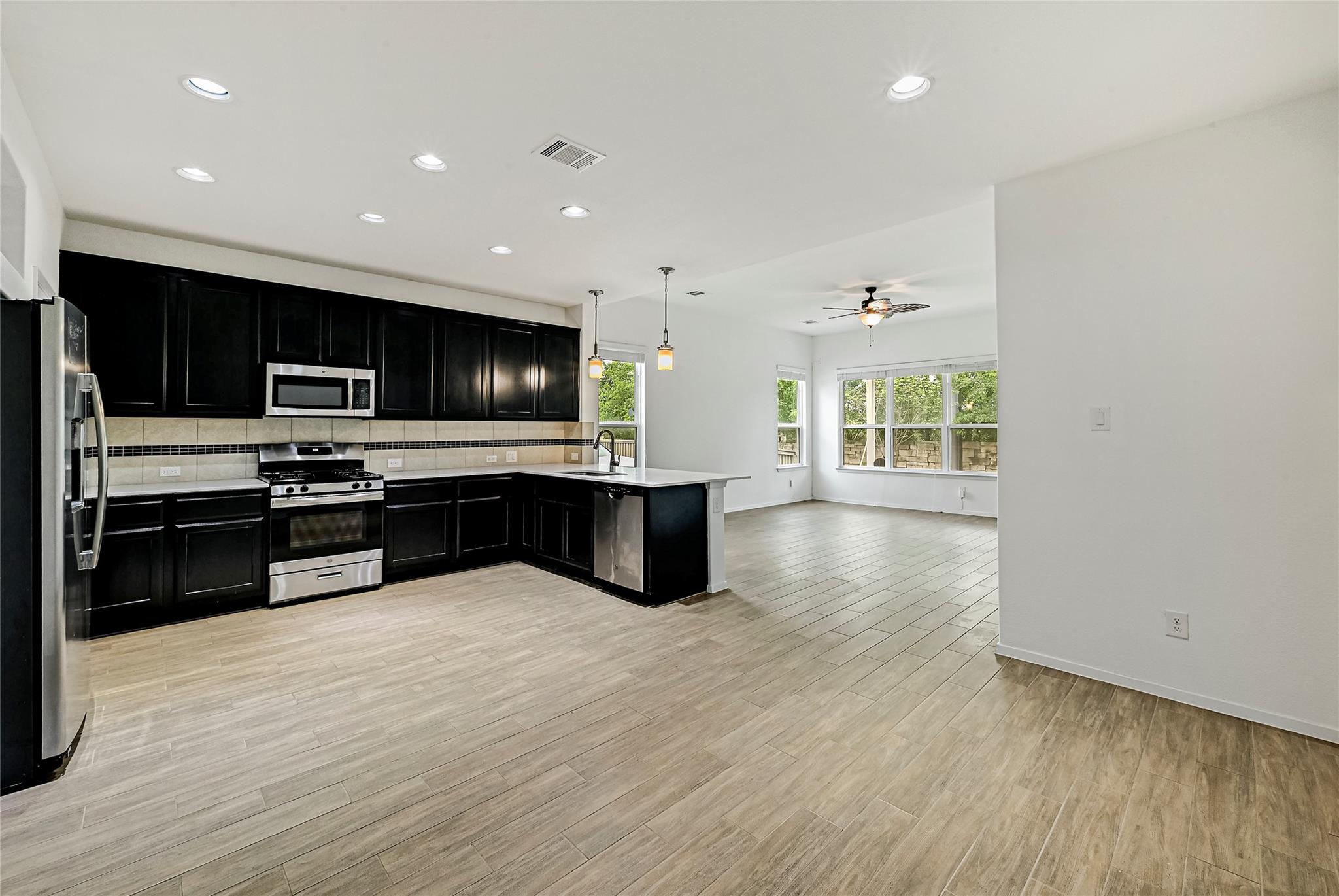 13701 Ronald W Reagan BLVD #68 — photo 5