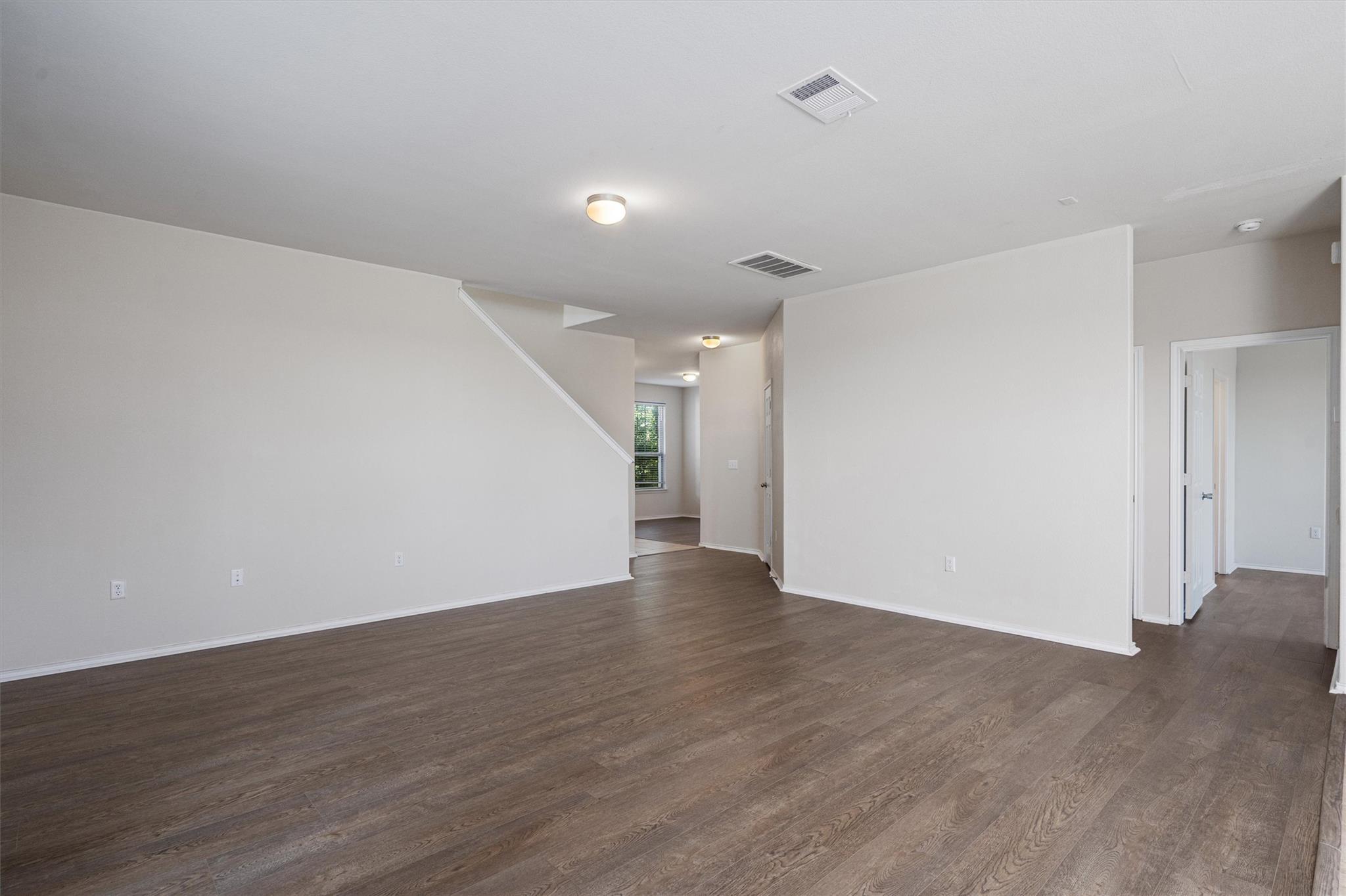 146 Russet TRL — photo 5