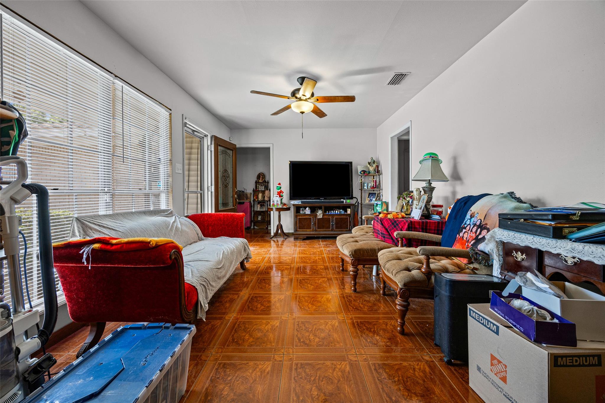 2510 Little John LN — photo 3
