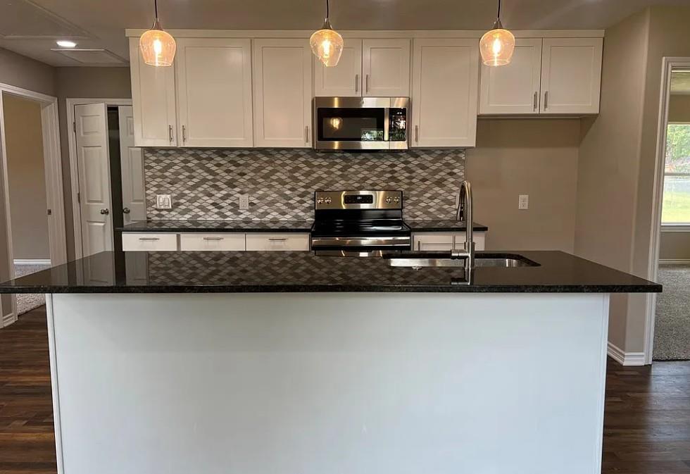 709 Evans ST — photo 5