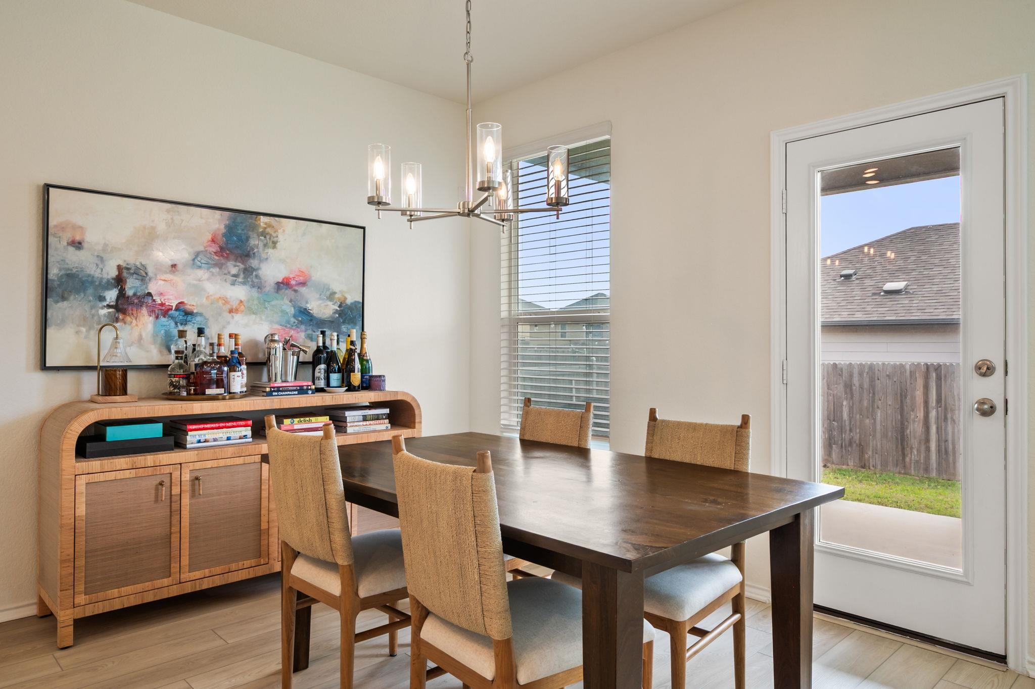 7805 House Finch DR — photo 4