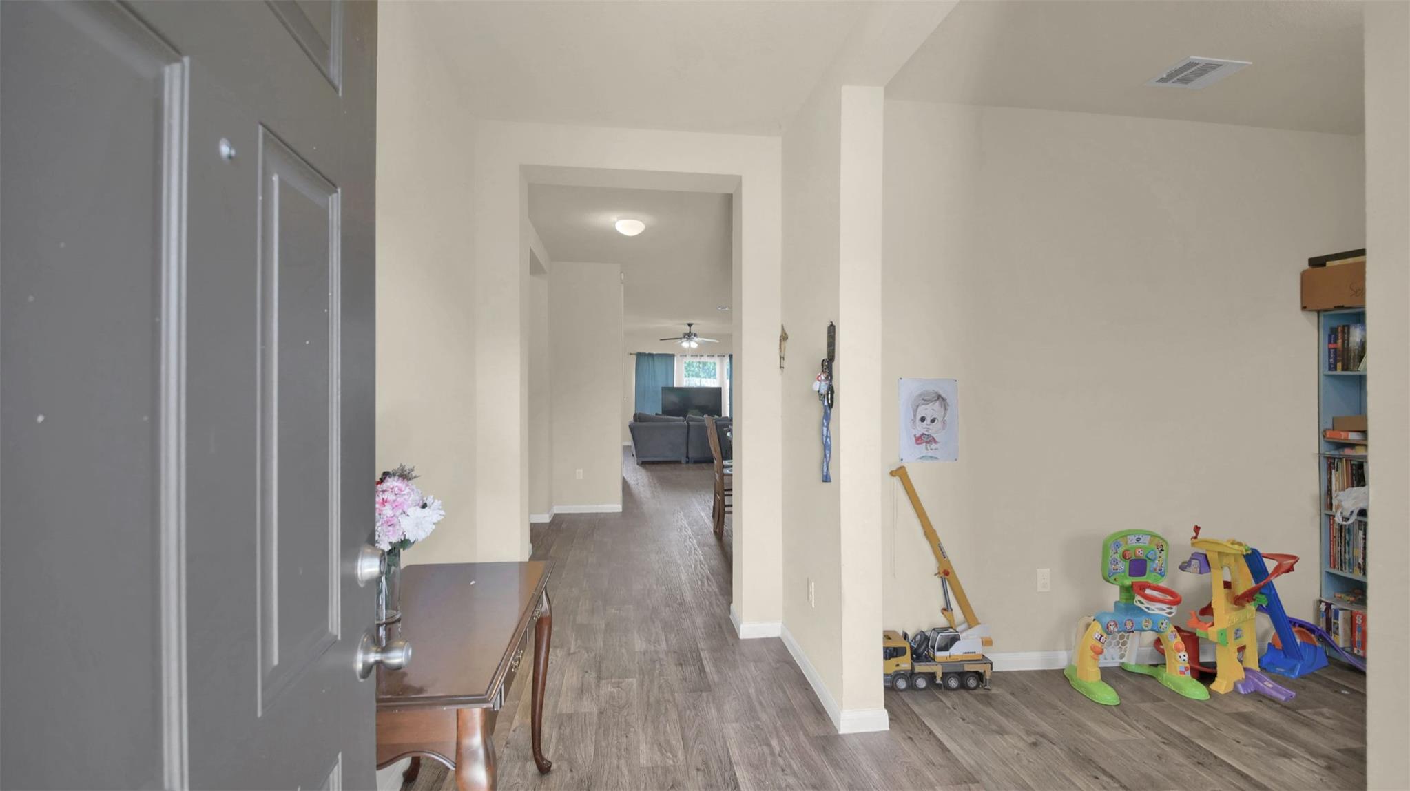 141 Hess DR — photo 4