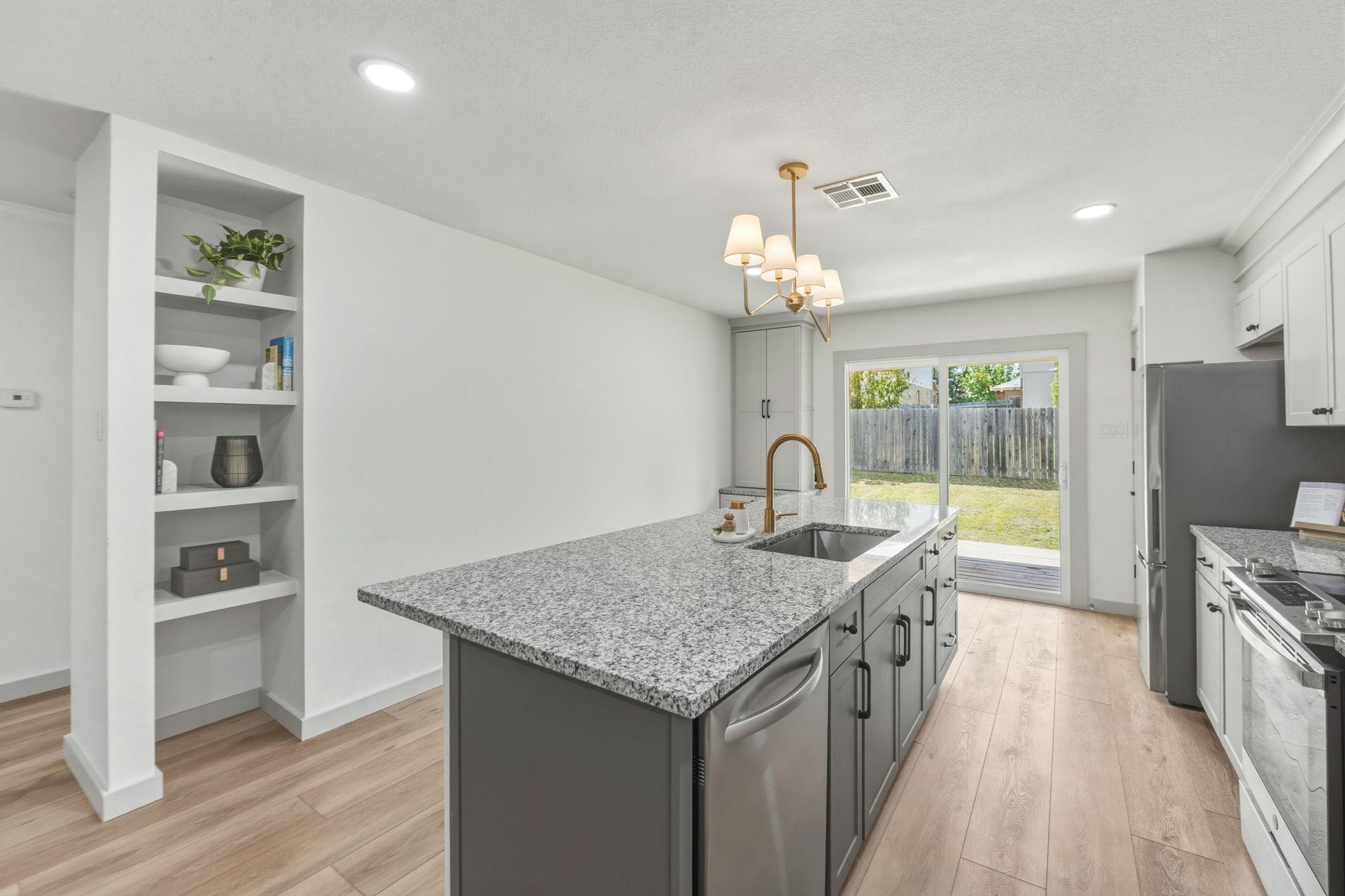 211 Banner Ave — photo 5