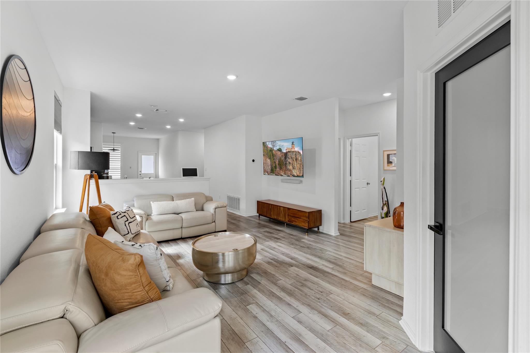 332 Harper LN — photo 5