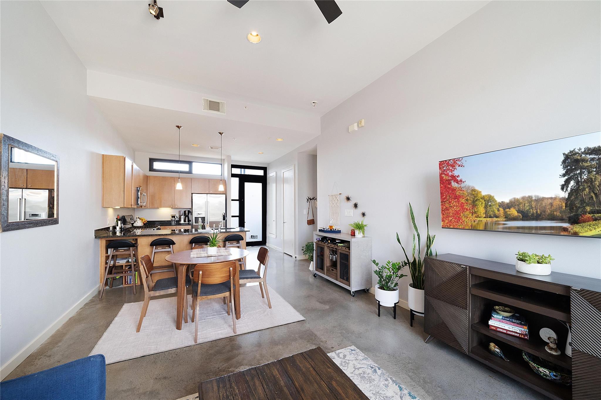 2525 Lamar BLVD #304 — photo 4