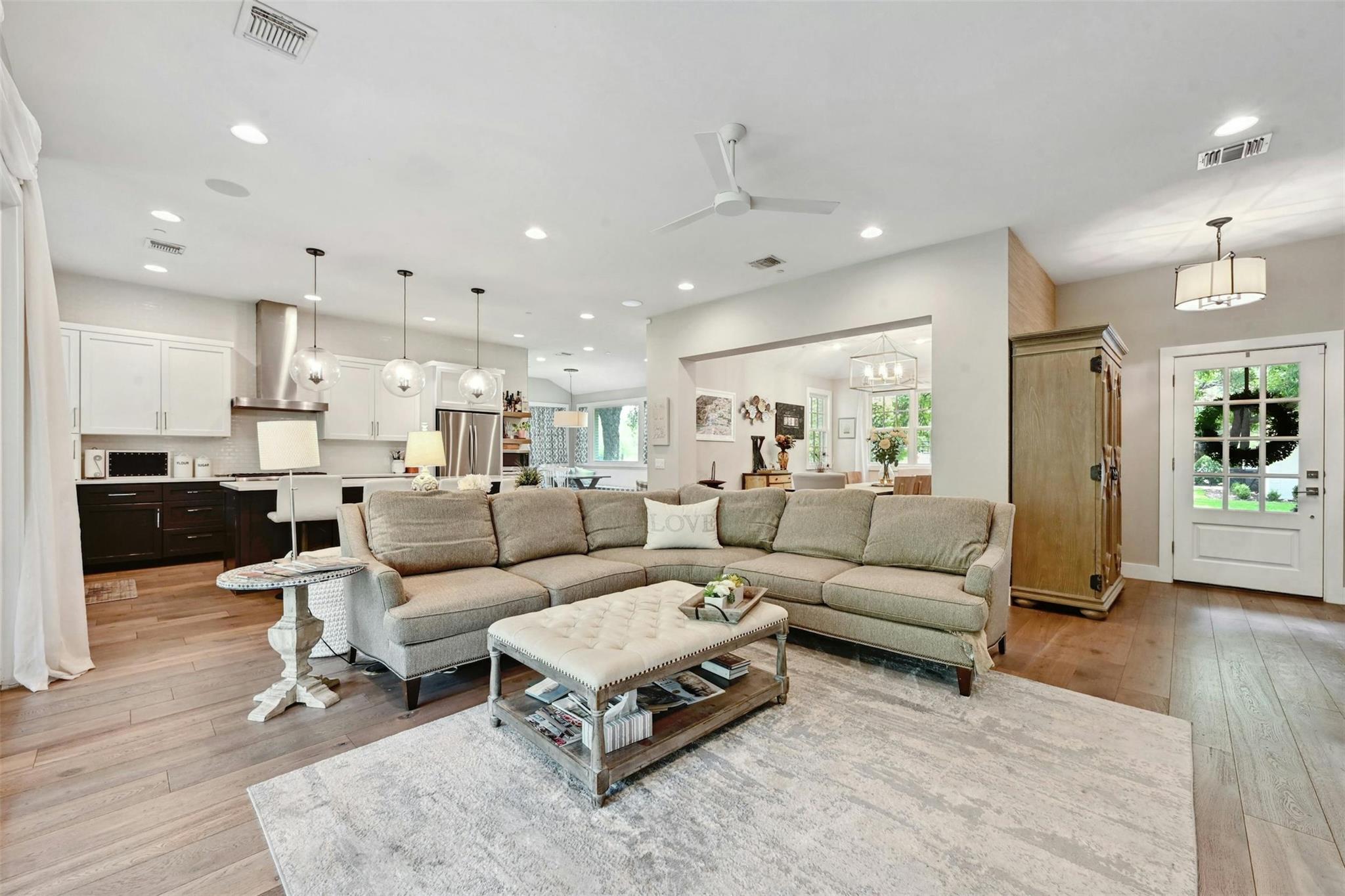3400 Oakmont BLVD — photo 4