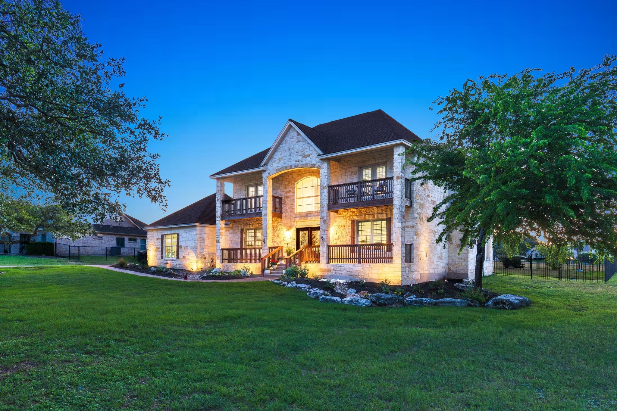 600 Lake Side CV — photo 3