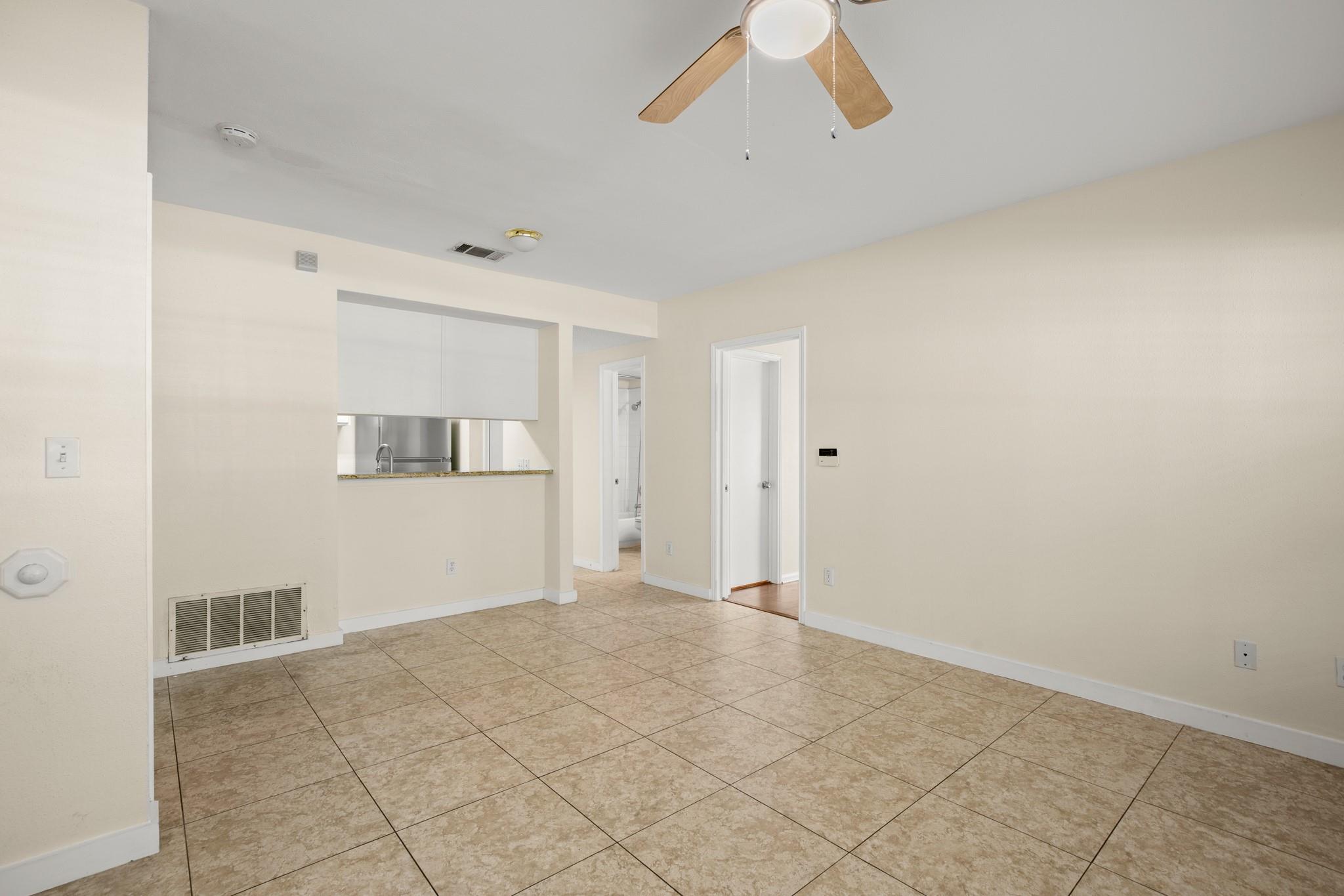 712 21st ST #101 — photo 5