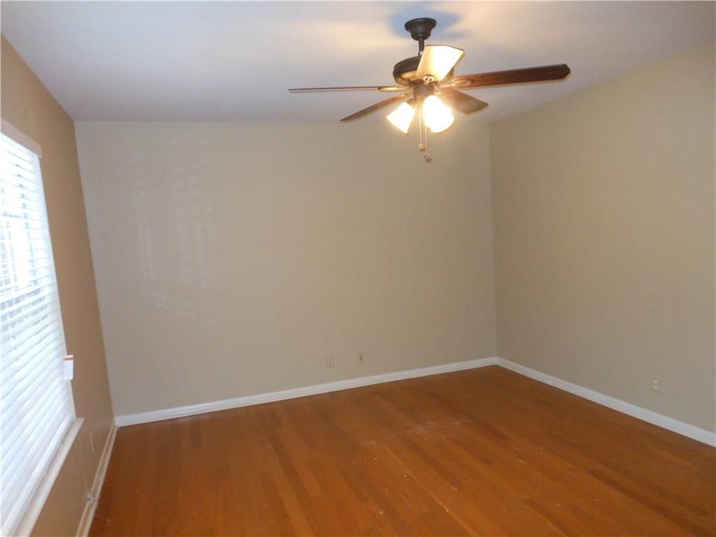 2516 Enfield RD #102 — photo 5
