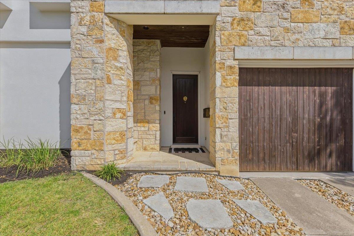 2207 Forest TRL #A — photo 3