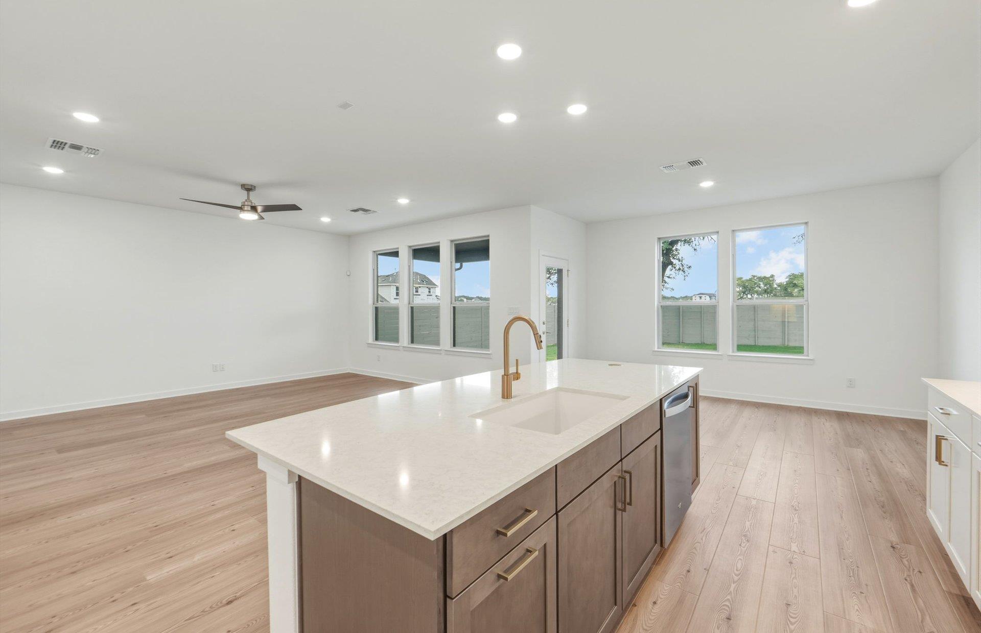 1816 Spring Mountain CV — photo 5
