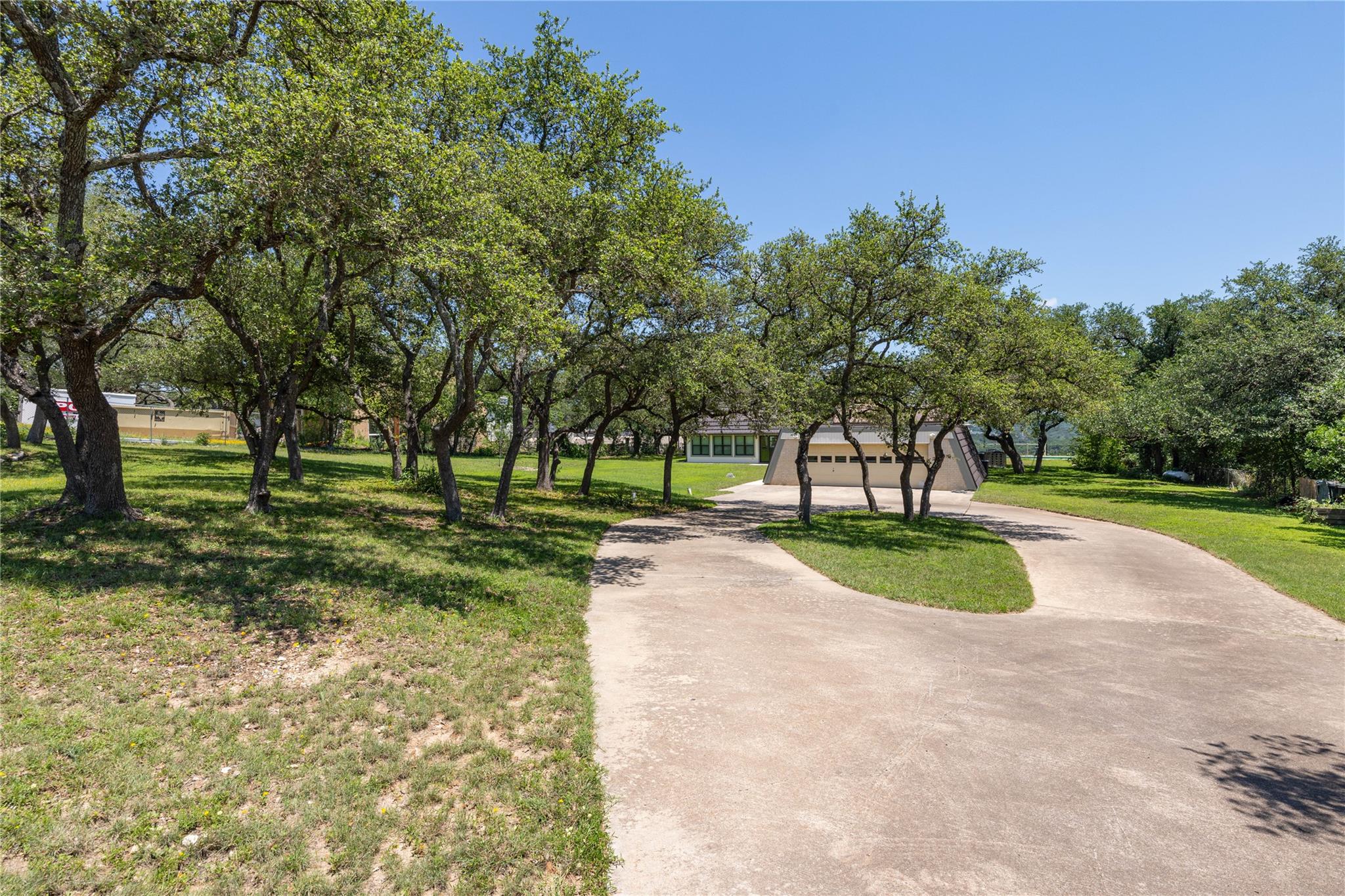 3703 Cloudy Ridge RD — photo 3
