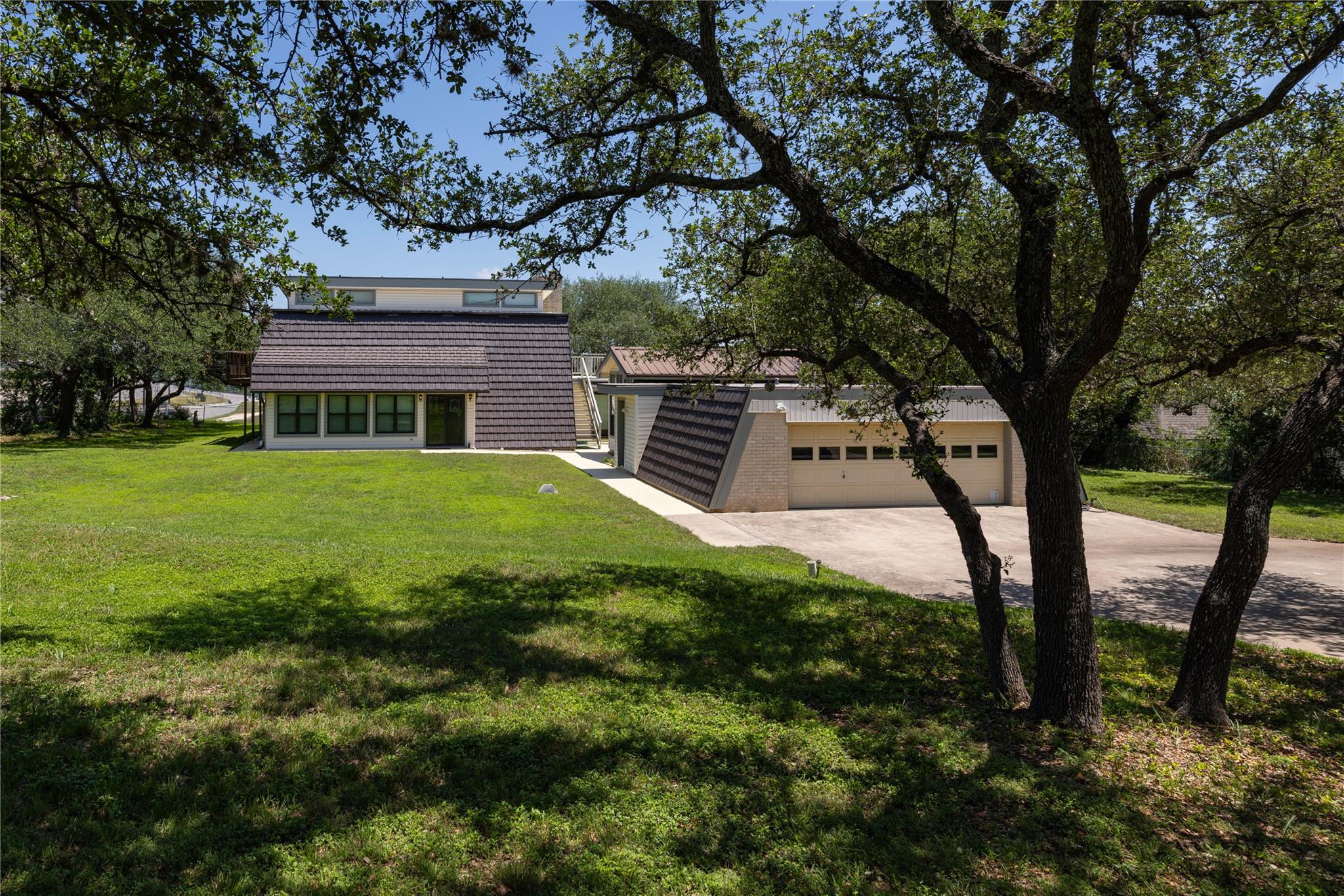 3703 Cloudy Ridge RD — photo 5
